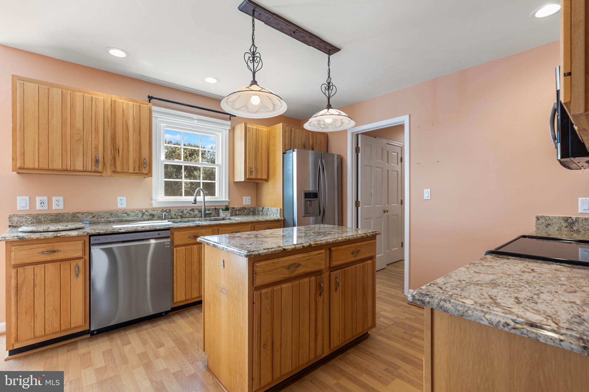 HUNTERS RIDGE - Residential