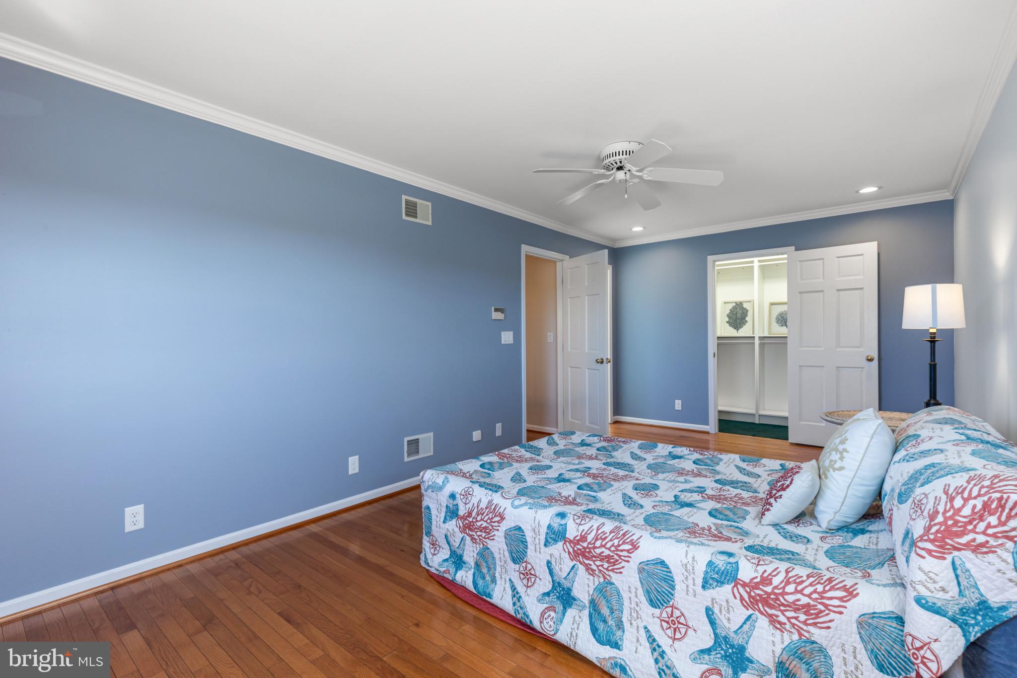 HUNTERS RIDGE - Residential