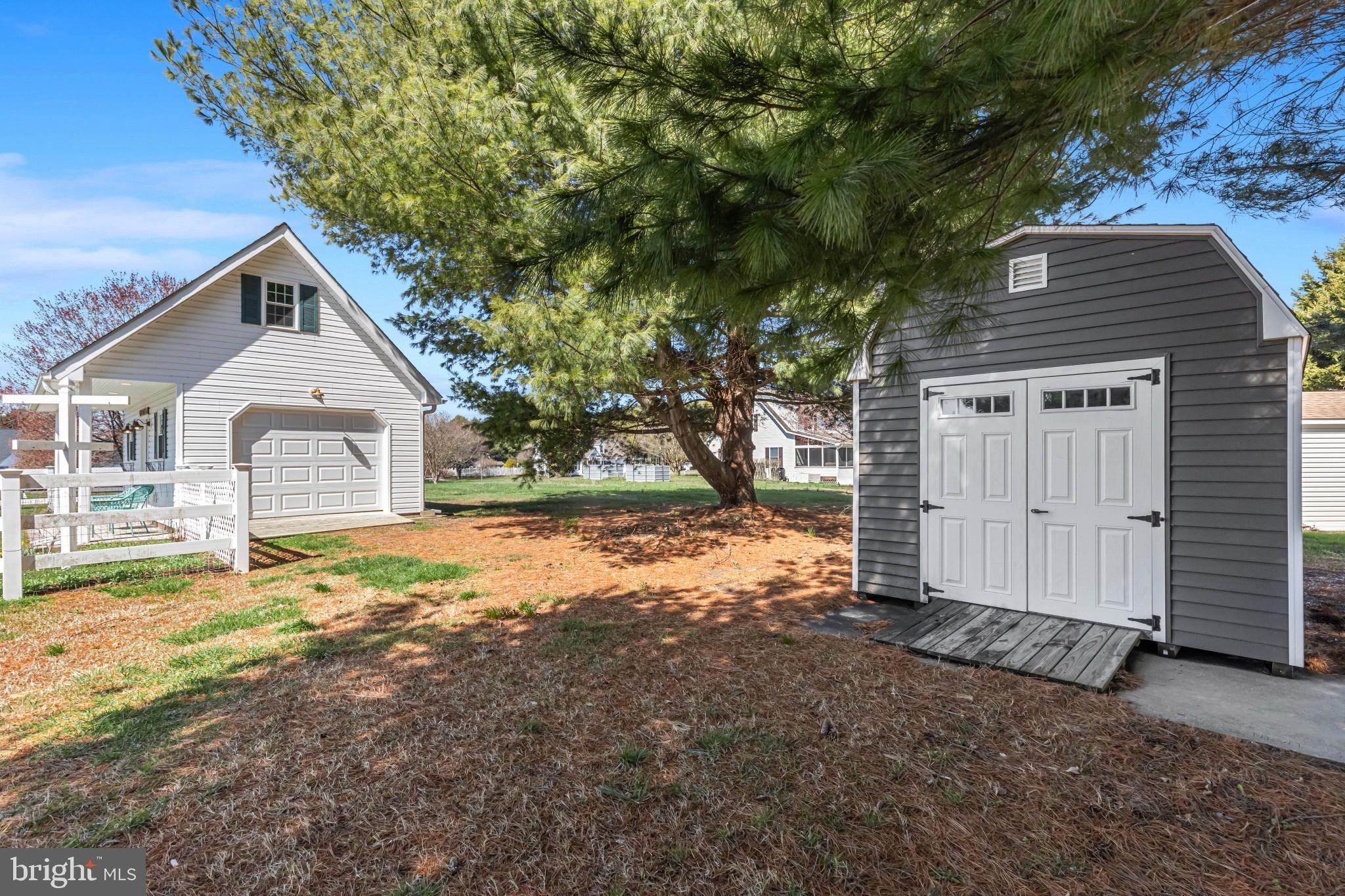 HUNTERS RIDGE - Residential