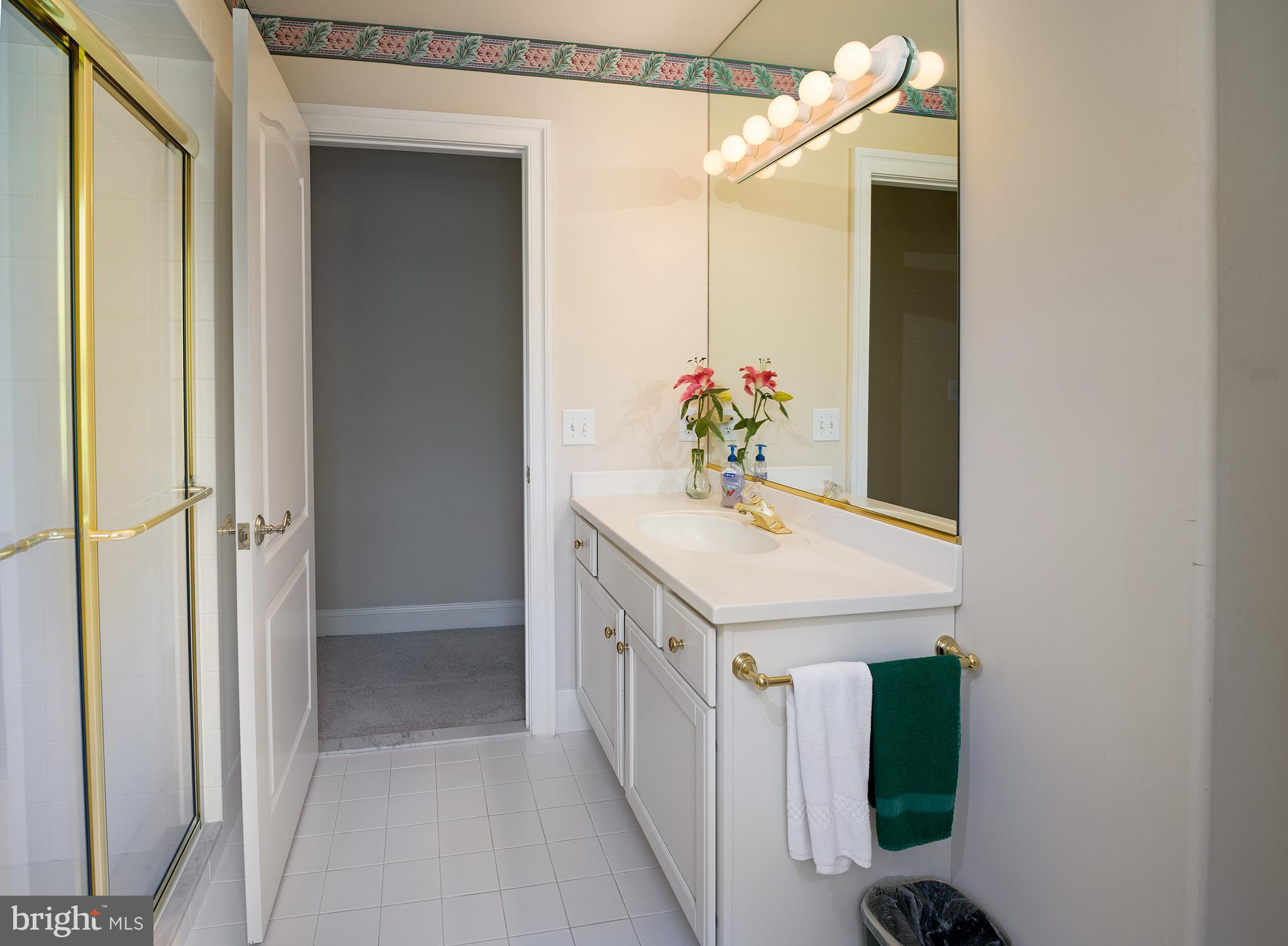 ARONWOLD - Residential