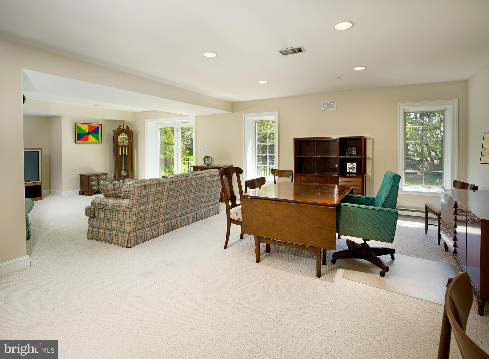 ARONWOLD - Residential