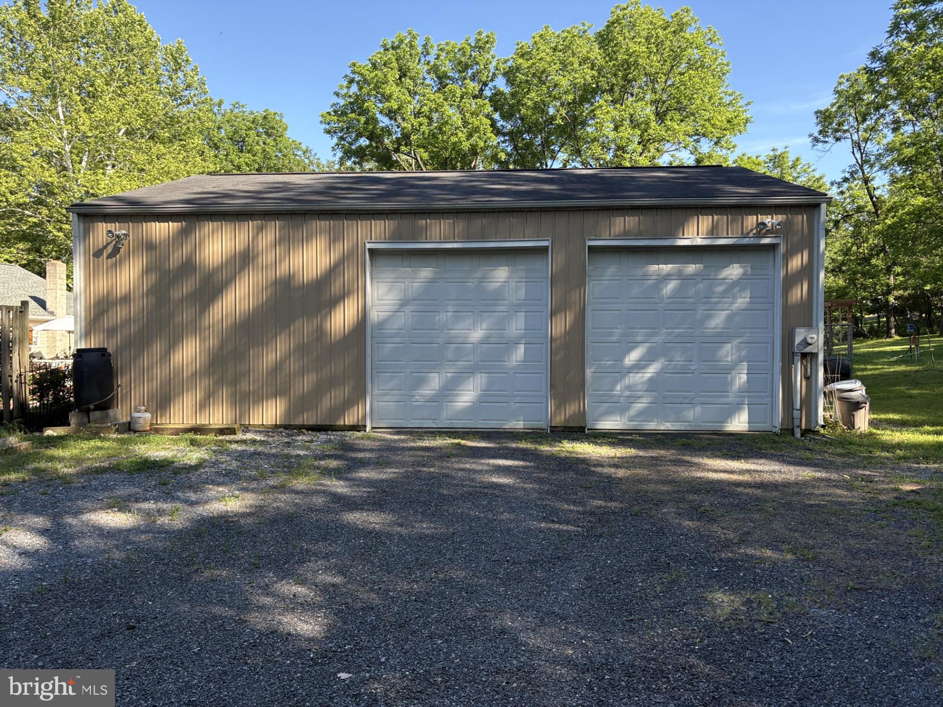 633 SHENANDOAH RIVER LANE