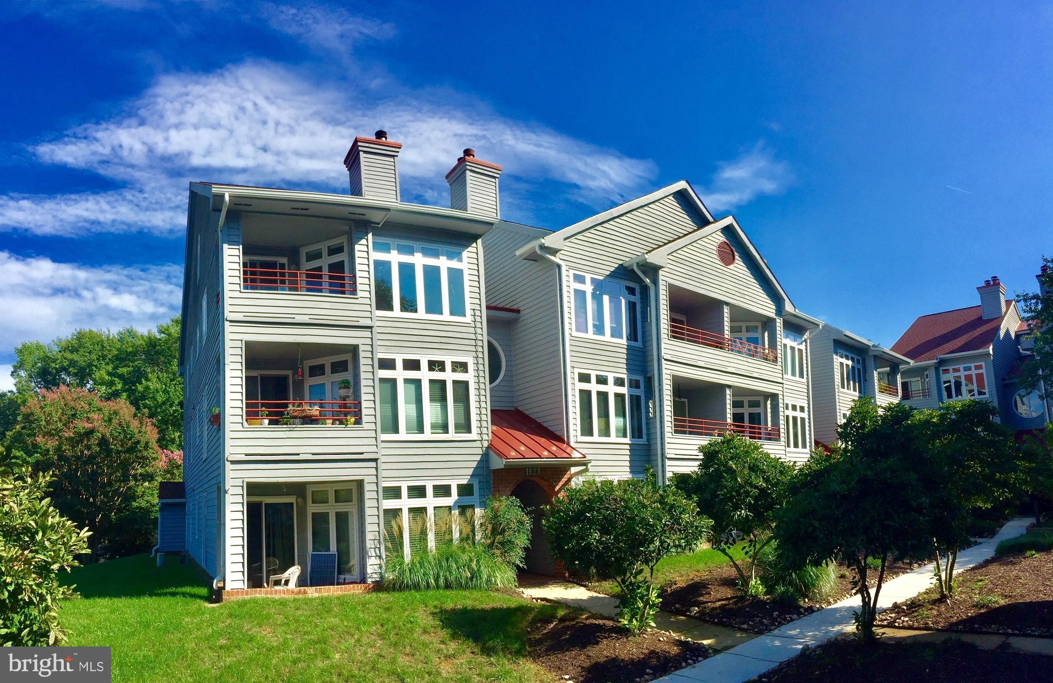 LAKE HERON CONDOMINIUMS - Residential Lease