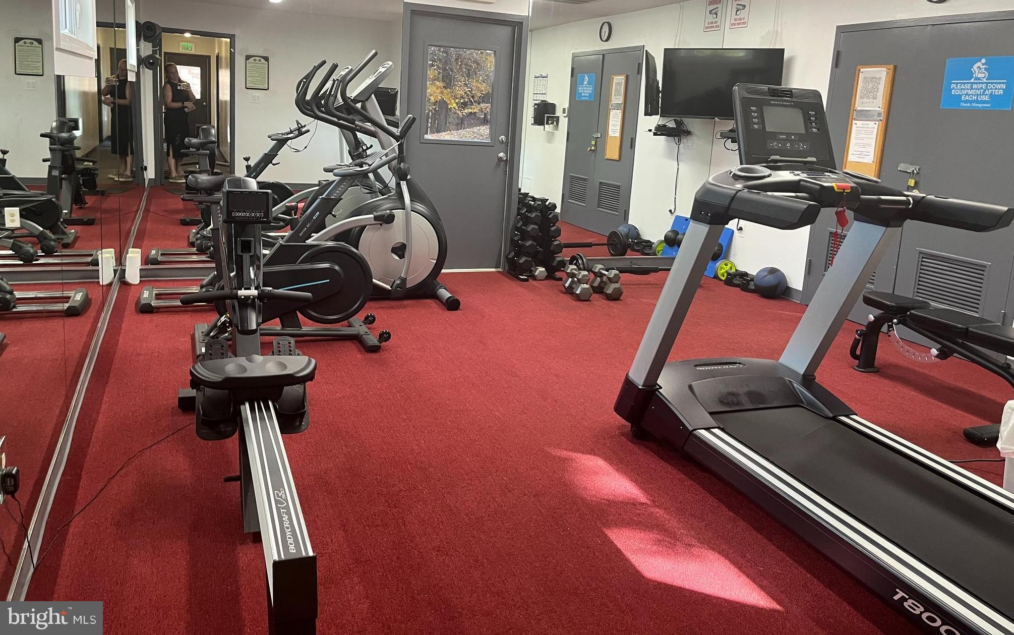 LAKE HERON CONDOMINIUMS - Residential Lease