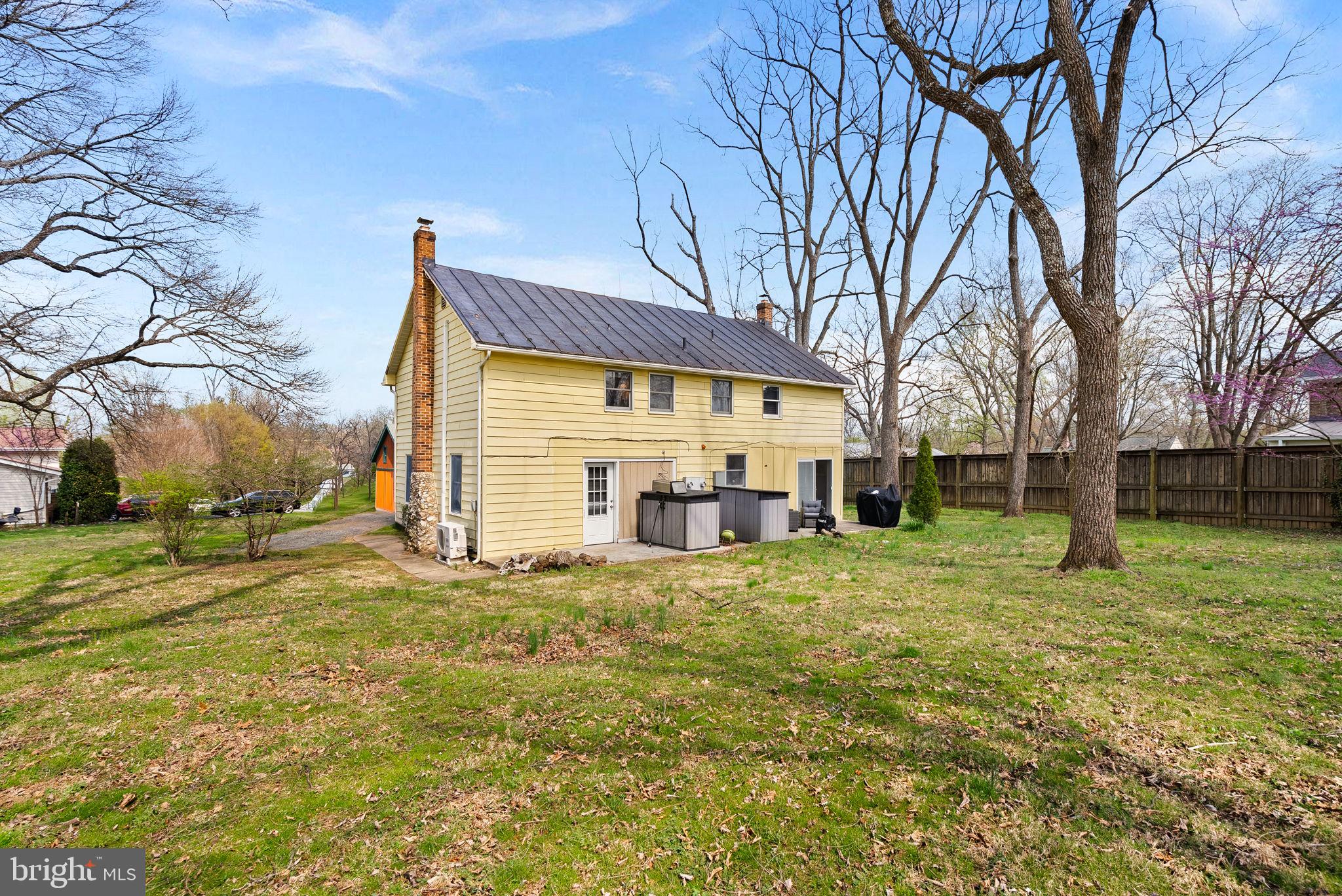 9 BURKE CIRCLE