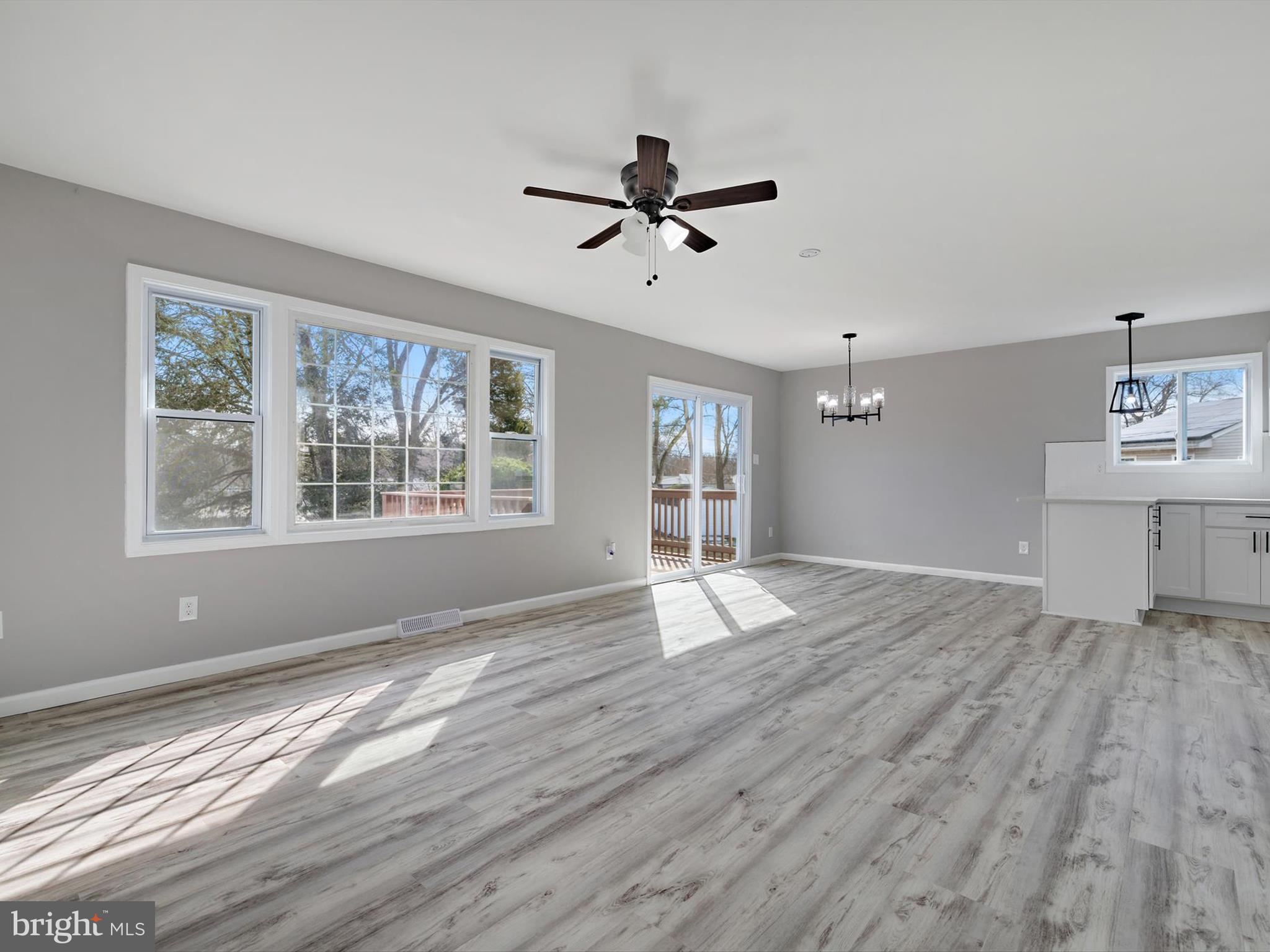 MUNSON HEIGHTS - Residential