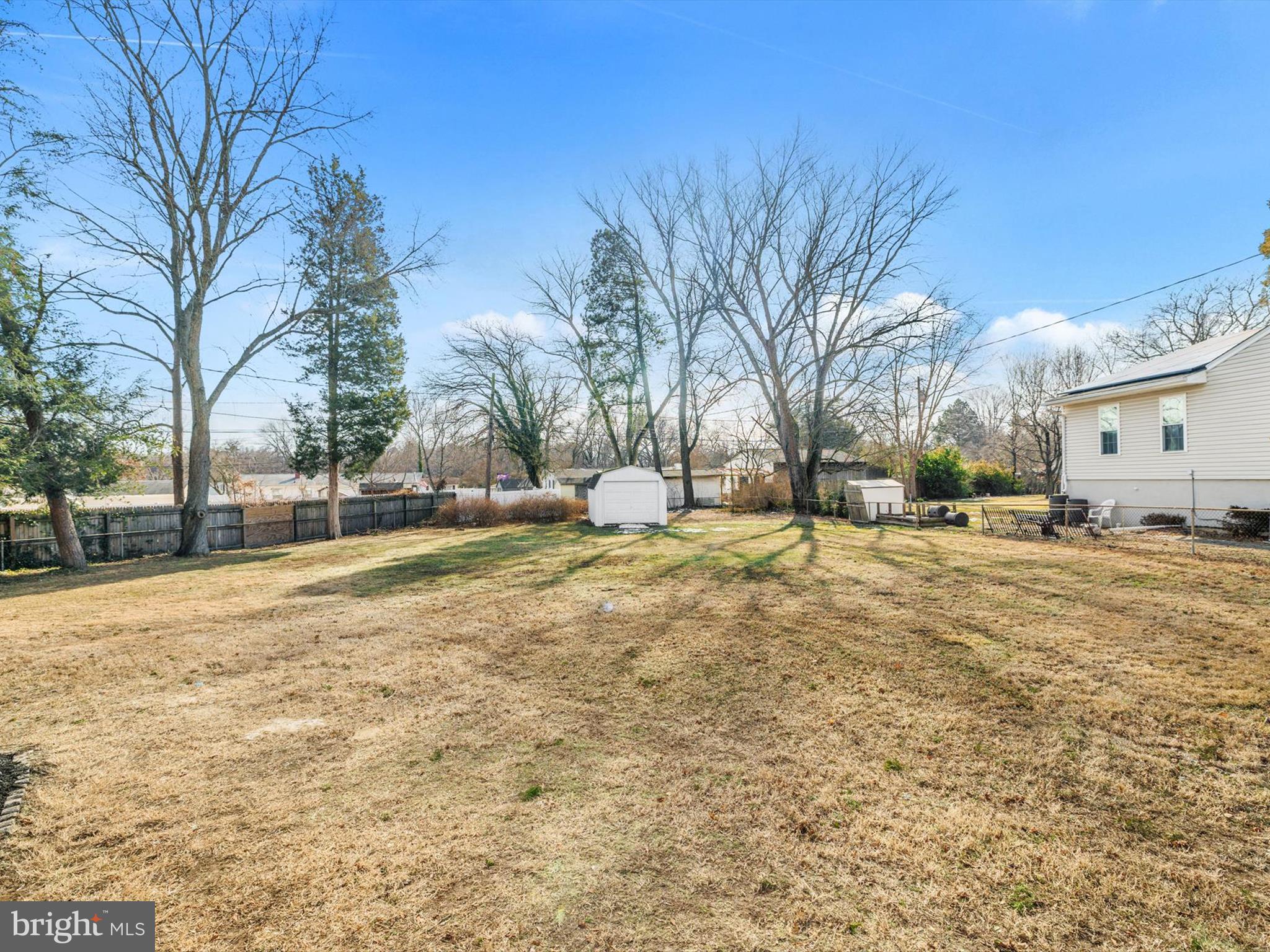 MUNSON HEIGHTS - Residential