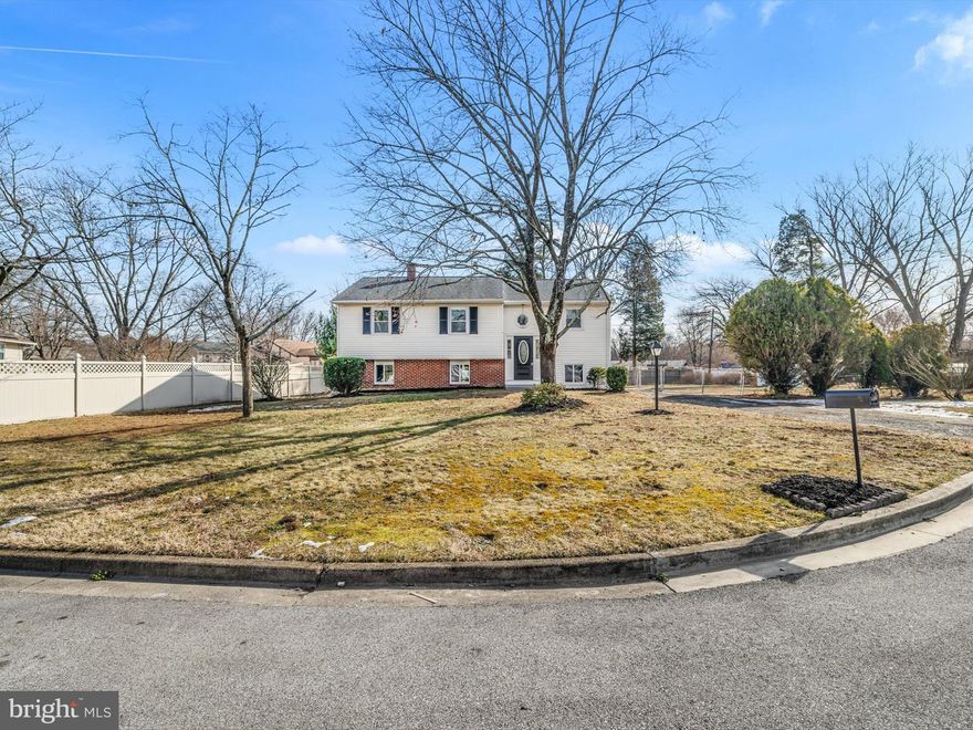 Come see this gorgeous Split Level style home, sporting 4-bedrooms, 2 Full  bathrooms, in the highly desirable neighborhood of Munson Heights. The interior showcases contemporary finishes and a thoughtful layout that maximizes both style and functionality. Complete with a traditional floor plan and modern finishes that will wow you the minute you walk through the door. The bathrooms have been tastefully finished adding modern elegance to this classic home. Freshly painted and new carpet throughout. The custom kitchen with quartz countertops, and stainless-steel appliances offers maximum versatility and functionality. Enjoy this Spring/Summer in the large fully fenced backyard area,  great for entertaining, grilling, and relaxing. Close to restaurants and shopping adding convenience to major routes, restaurants, and entertainment. Schedule to see this amazing home today!!