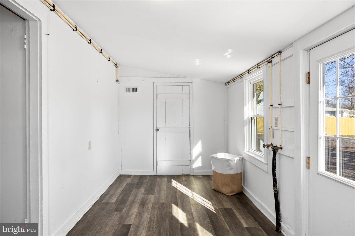 BRIGHTWOOD - Residential