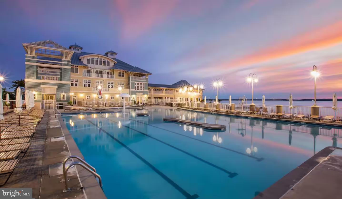 2 FOUNTAIN DRIVE E 2B