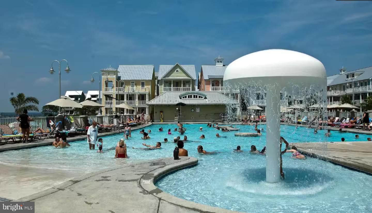 2 FOUNTAIN DRIVE E 2B