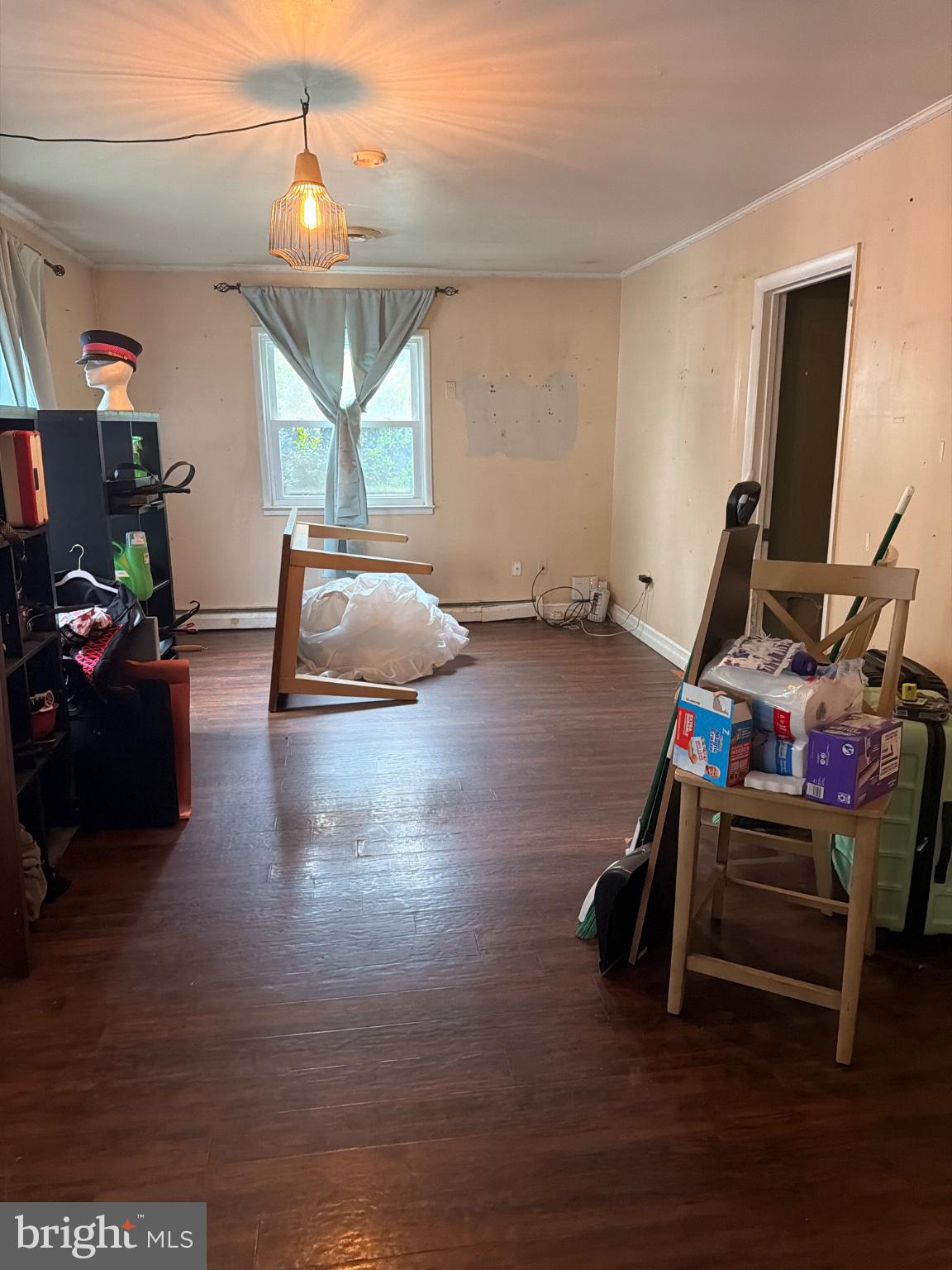 1326 SAXON STREET