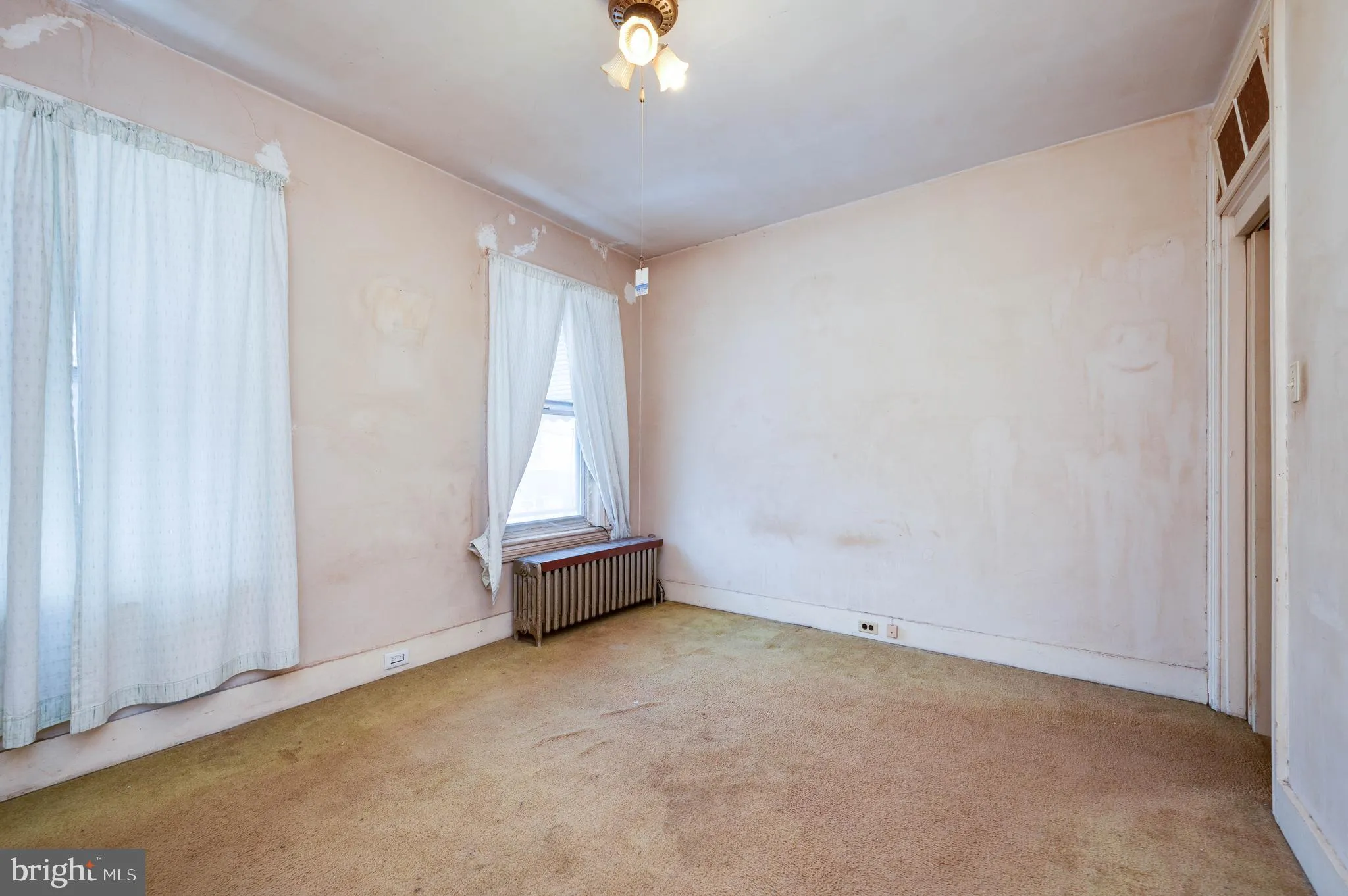 Reading, Pennsylvania 19601, United States, 3 Bedrooms Bedrooms, ,2 BathroomsBathrooms,Residential,Active,149441