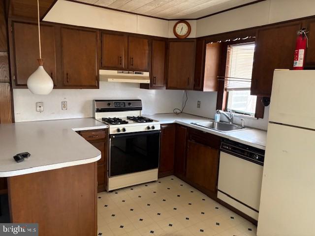 FLEETWOOD - Residential Lease