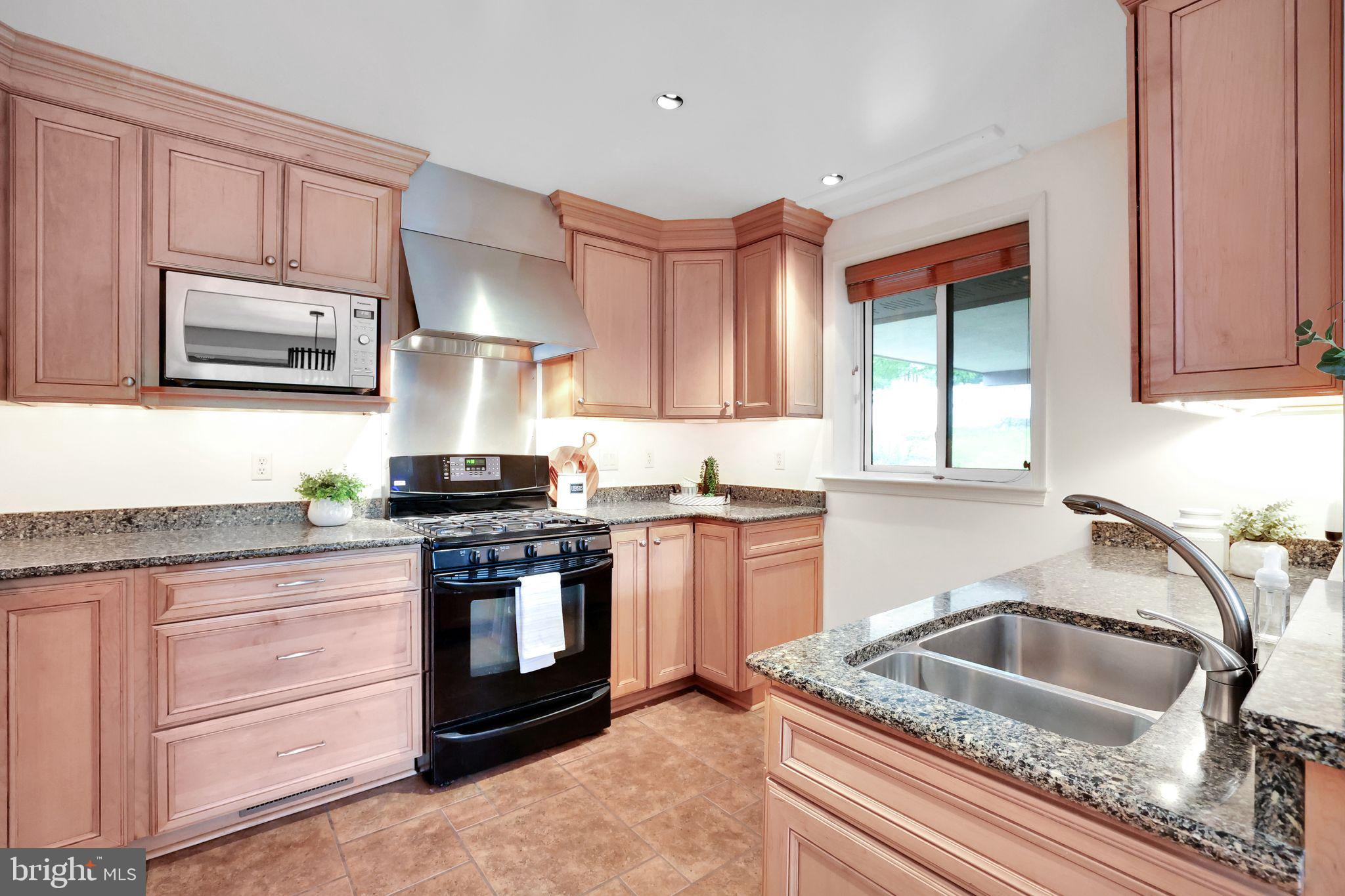 KNOLLWOOD - Residential