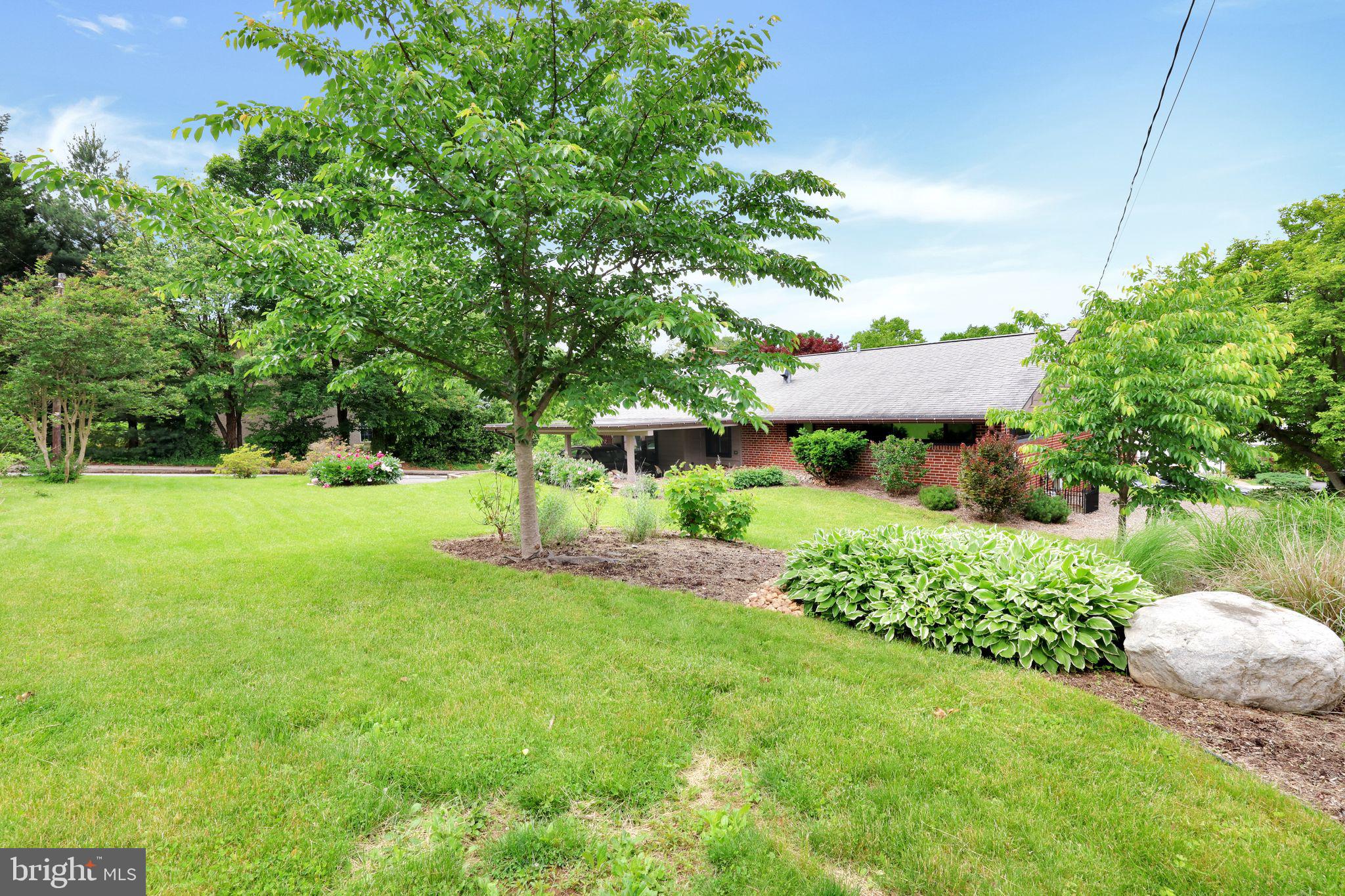 KNOLLWOOD - Residential