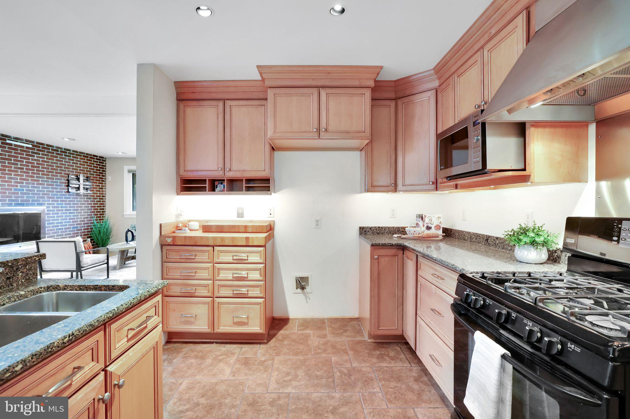 KNOLLWOOD - Residential