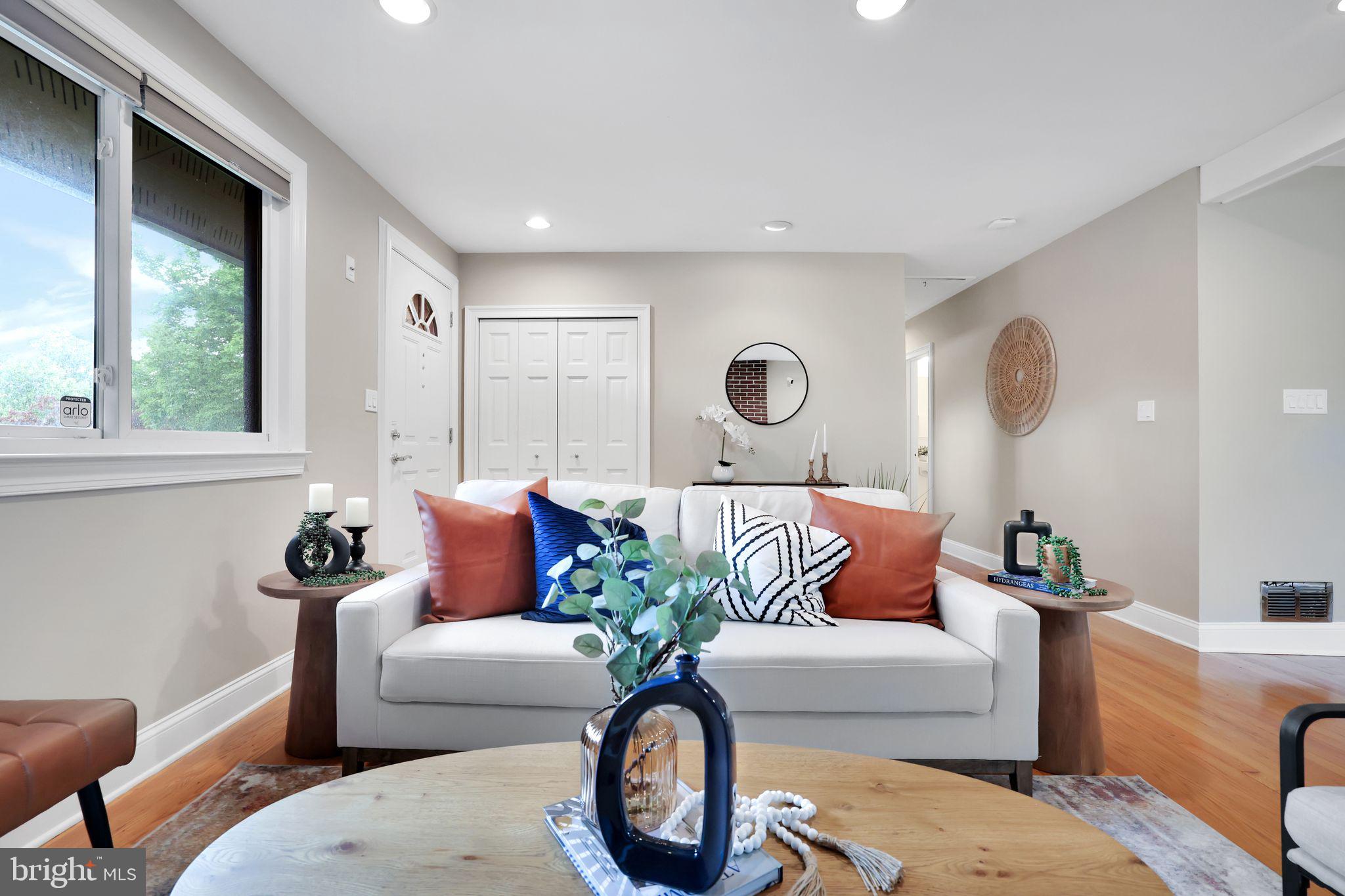 KNOLLWOOD - Residential