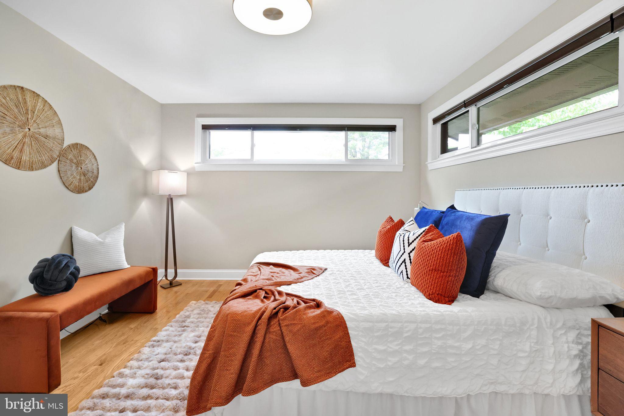 KNOLLWOOD - Residential