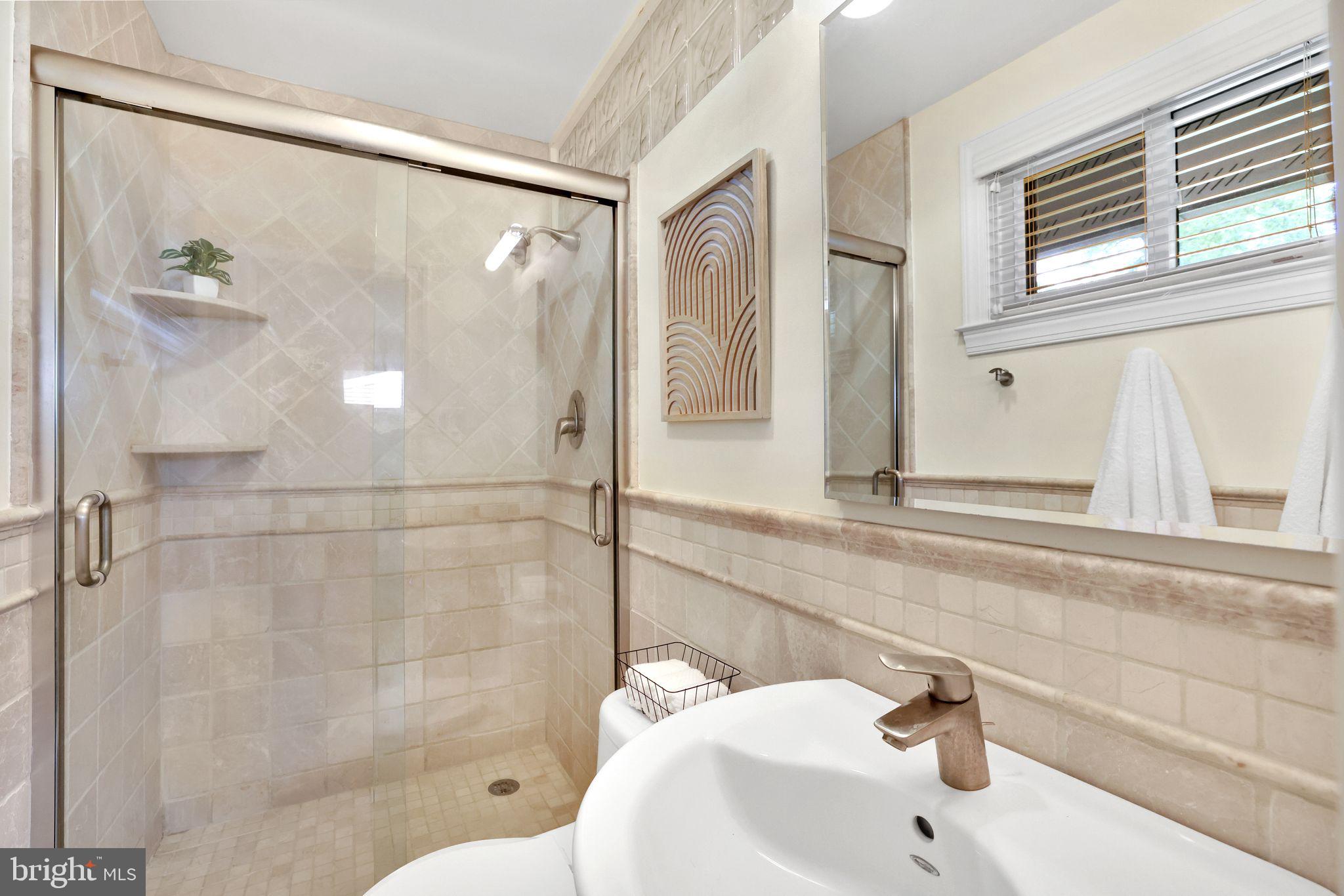 KNOLLWOOD - Residential