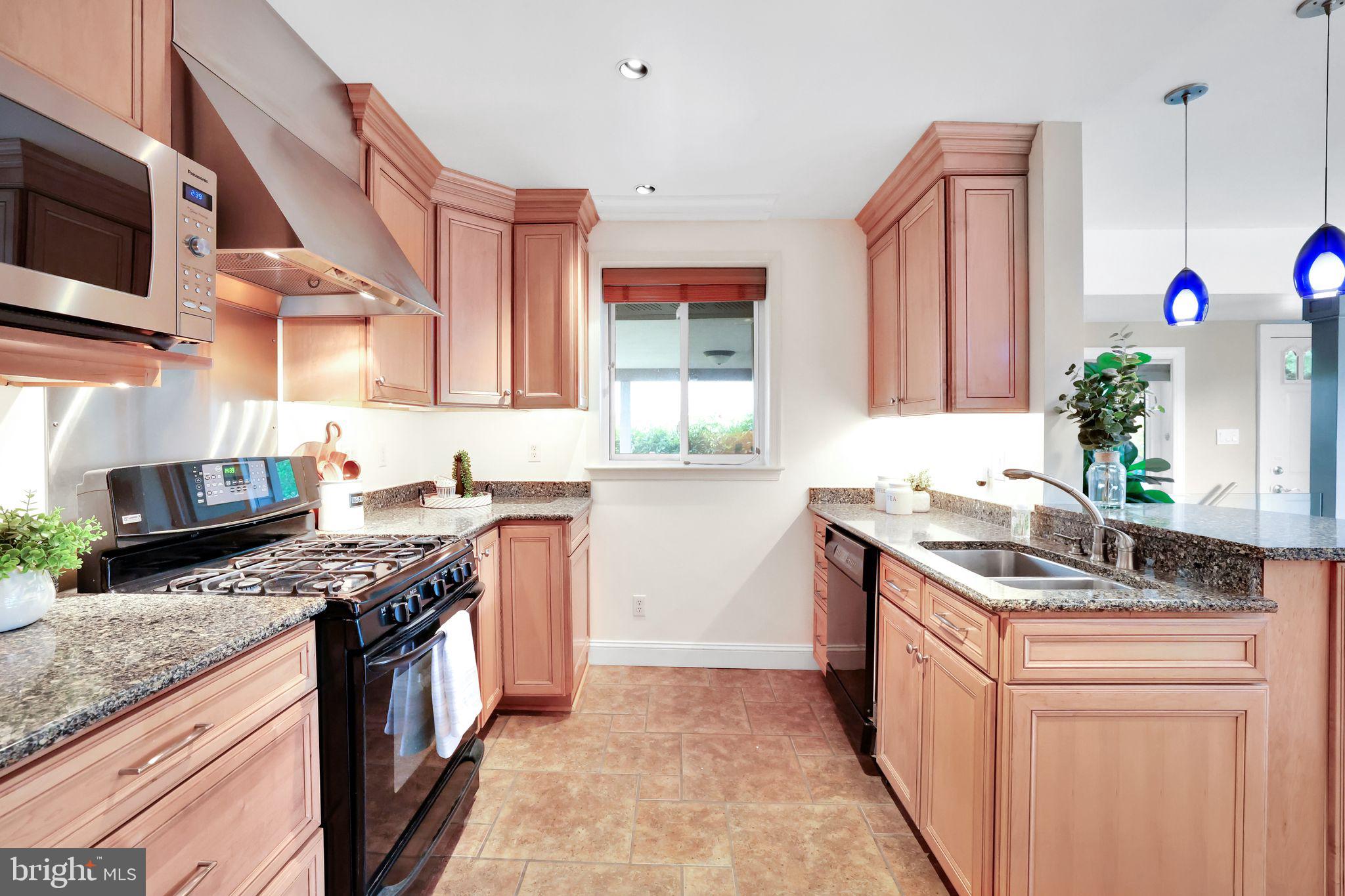 KNOLLWOOD - Residential