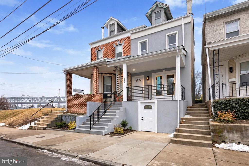 Photo of 220 Central Ave, CHESTER, PA 19013 (MLS # PADE2100240)