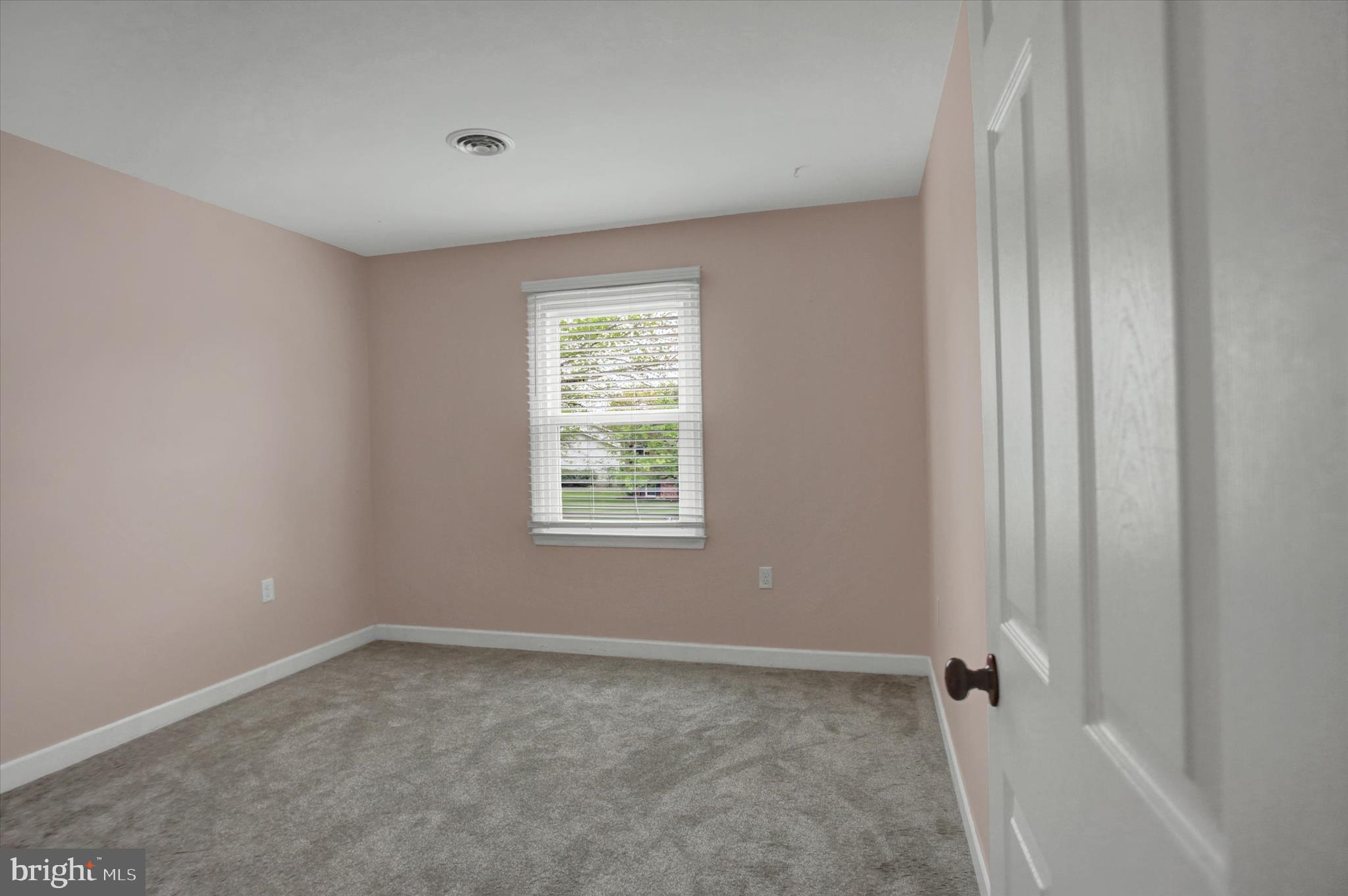 GLADE MANOR - Residential