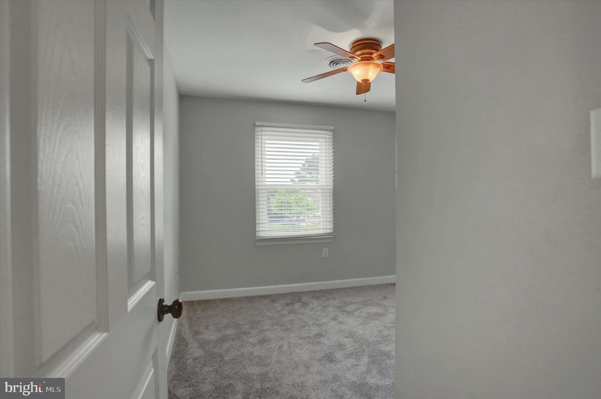 GLADE MANOR - Residential