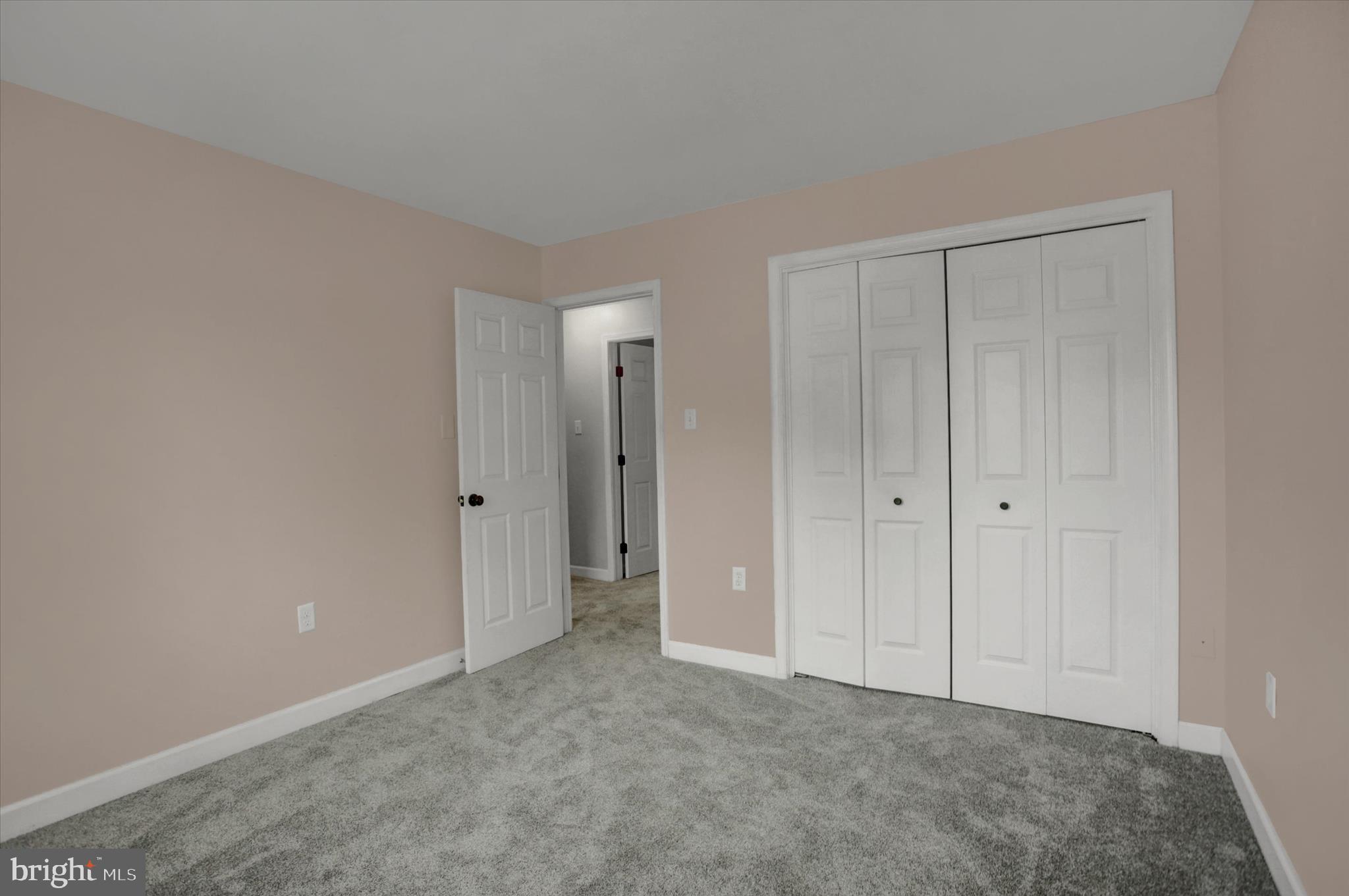 GLADE MANOR - Residential