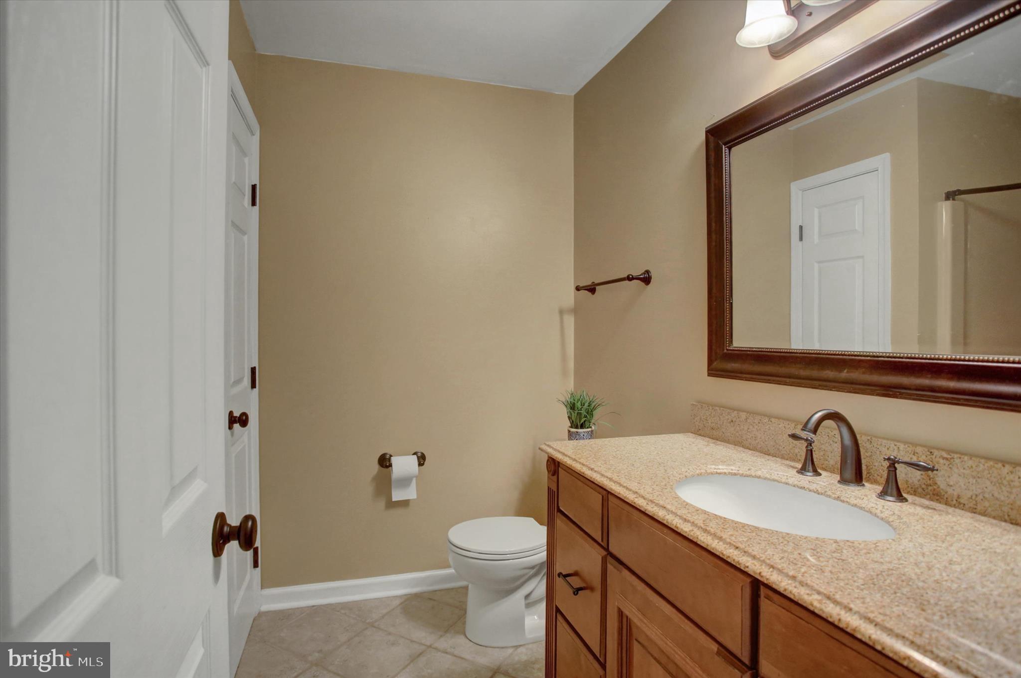 GLADE MANOR - Residential