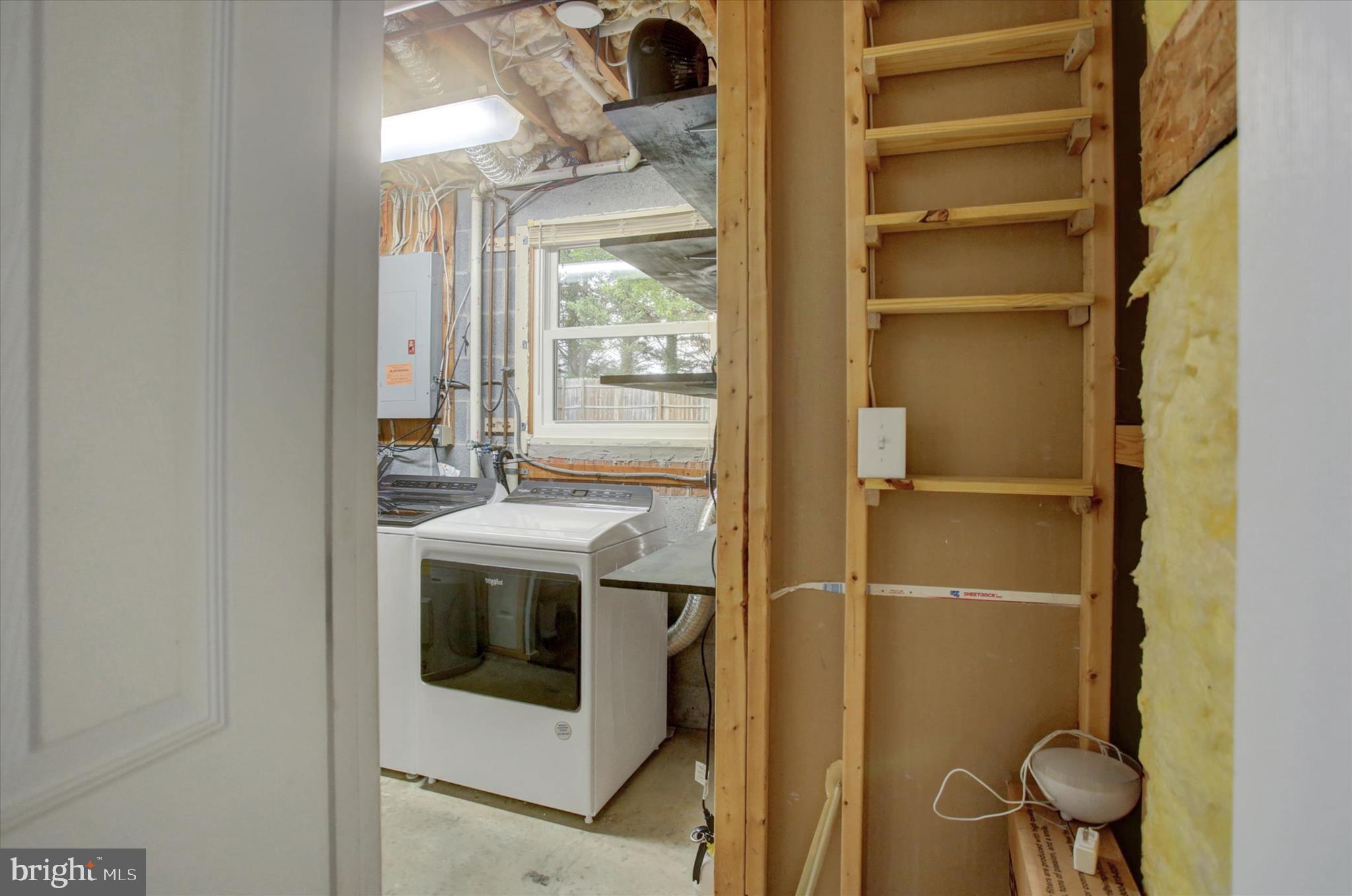 GLADE MANOR - Residential