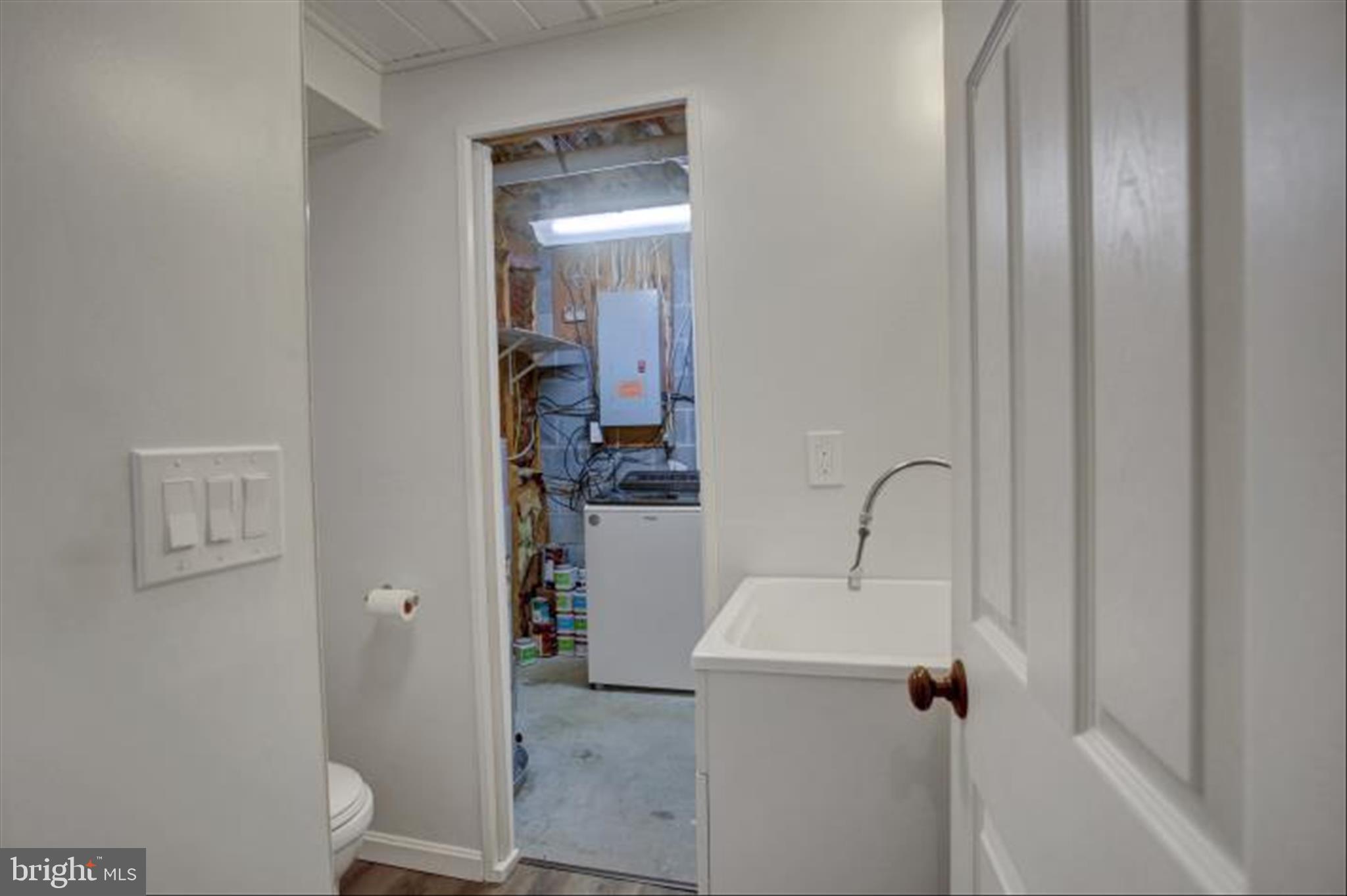 GLADE MANOR - Residential