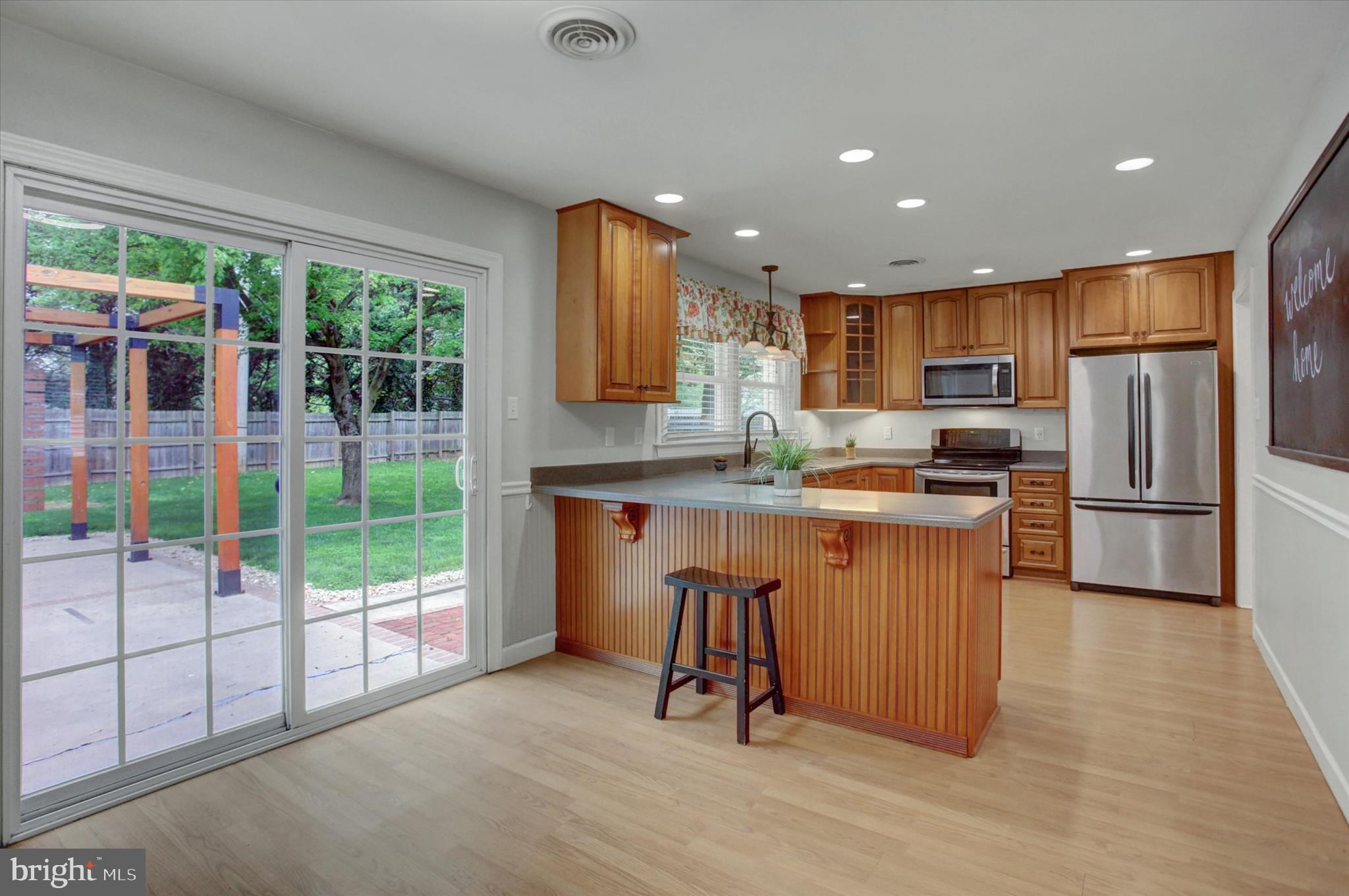 GLADE MANOR - Residential