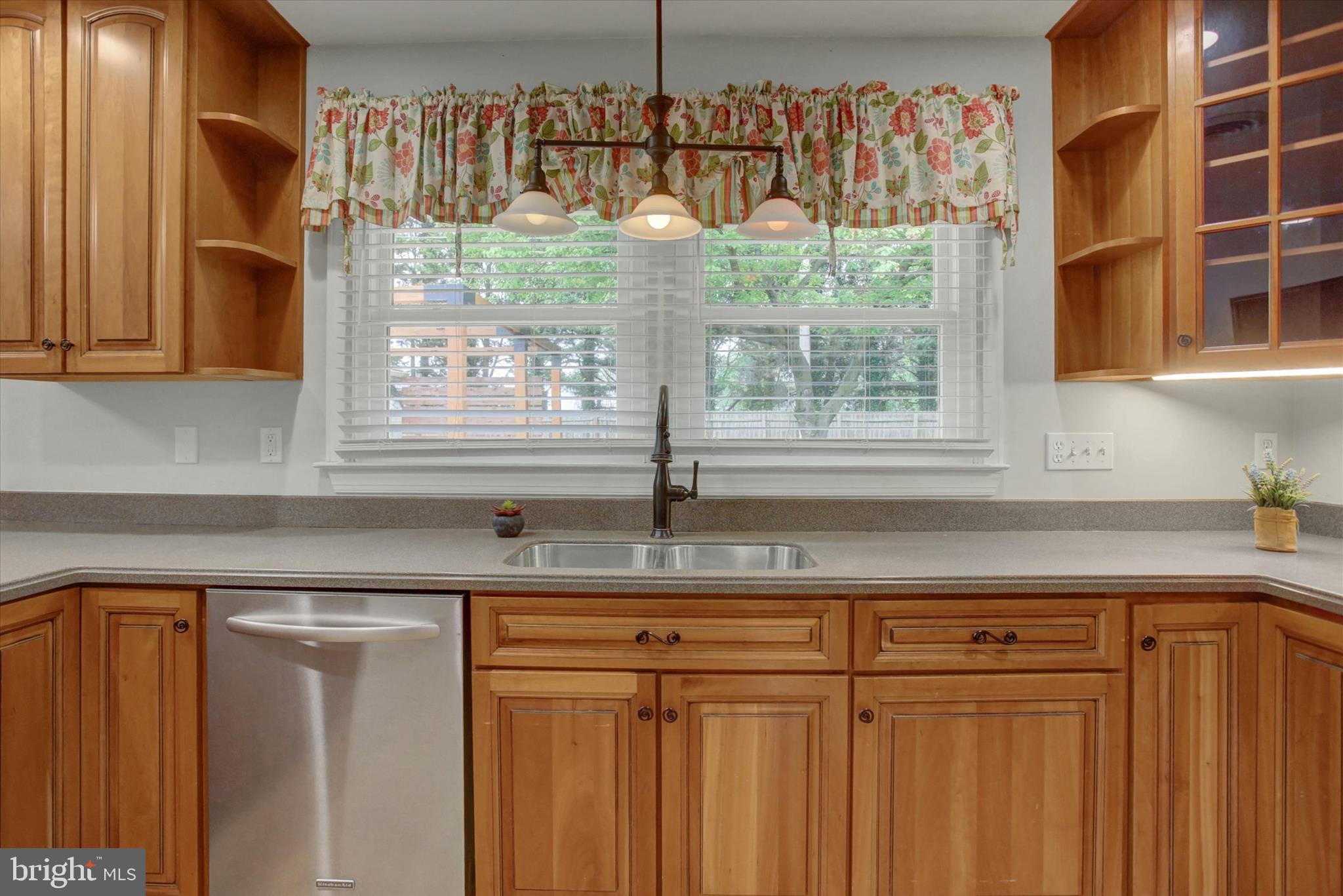 GLADE MANOR - Residential