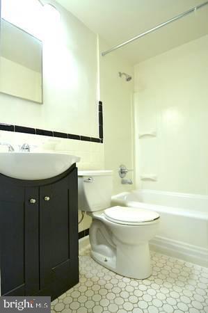 RITTENHOUSE SQUARE - Residential Lease