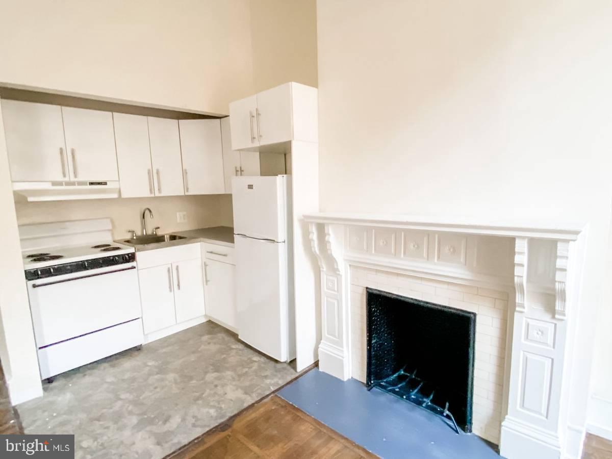 RITTENHOUSE SQUARE - Residential Lease