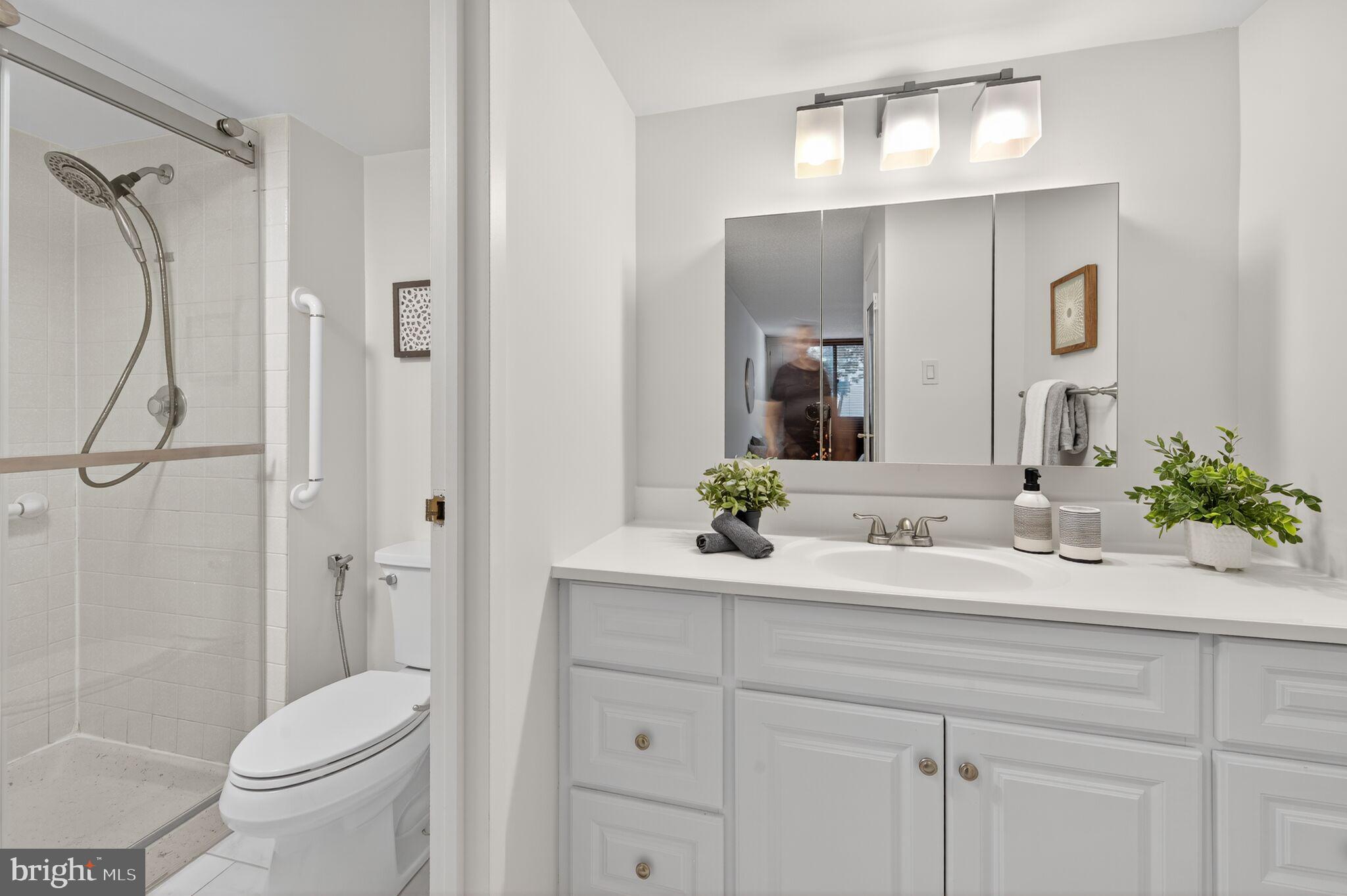 WESTLAKE PARK - Residential