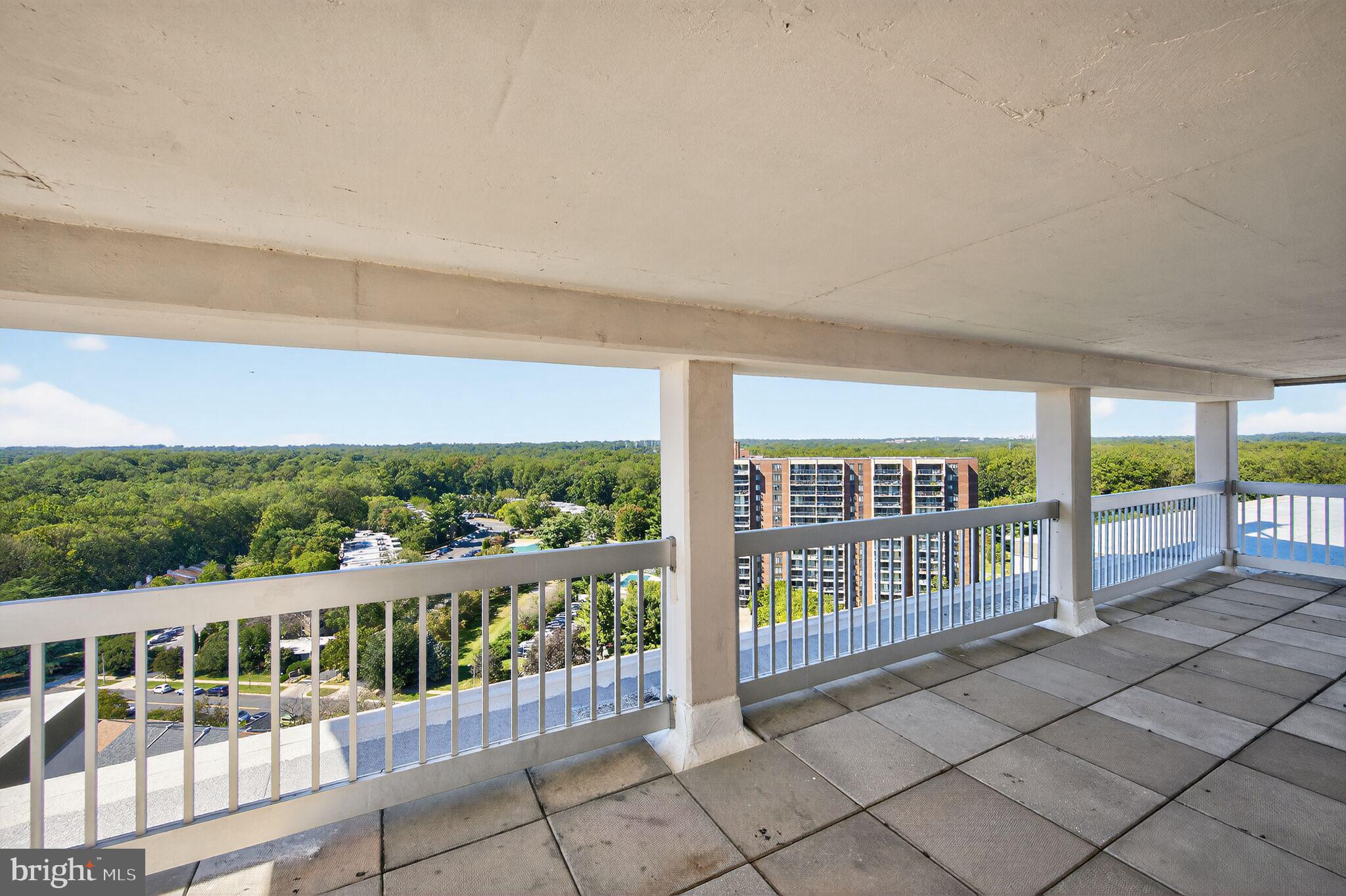 WESTLAKE PARK - Residential