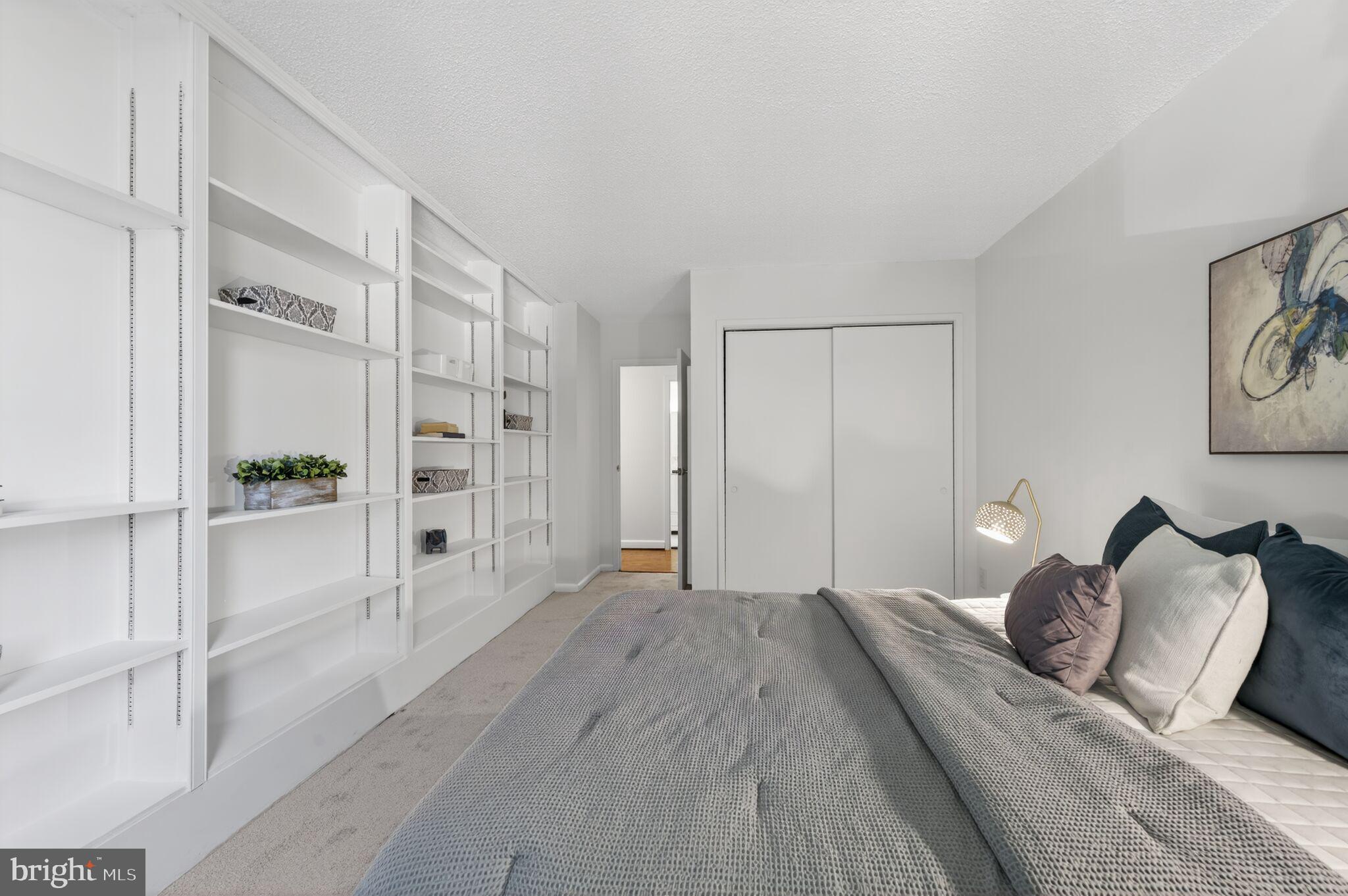 WESTLAKE PARK - Residential