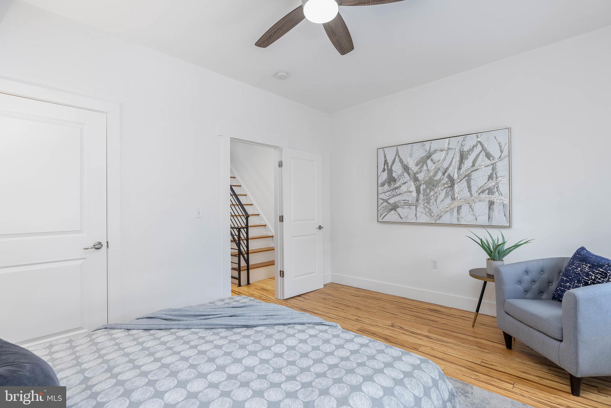 POINT BREEZE - Residential