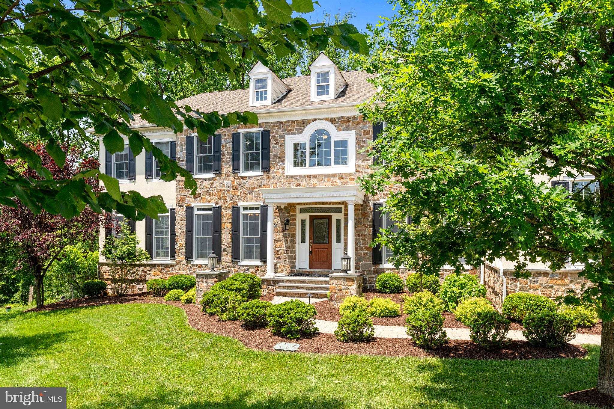 3917 WOODLAND DRIVE