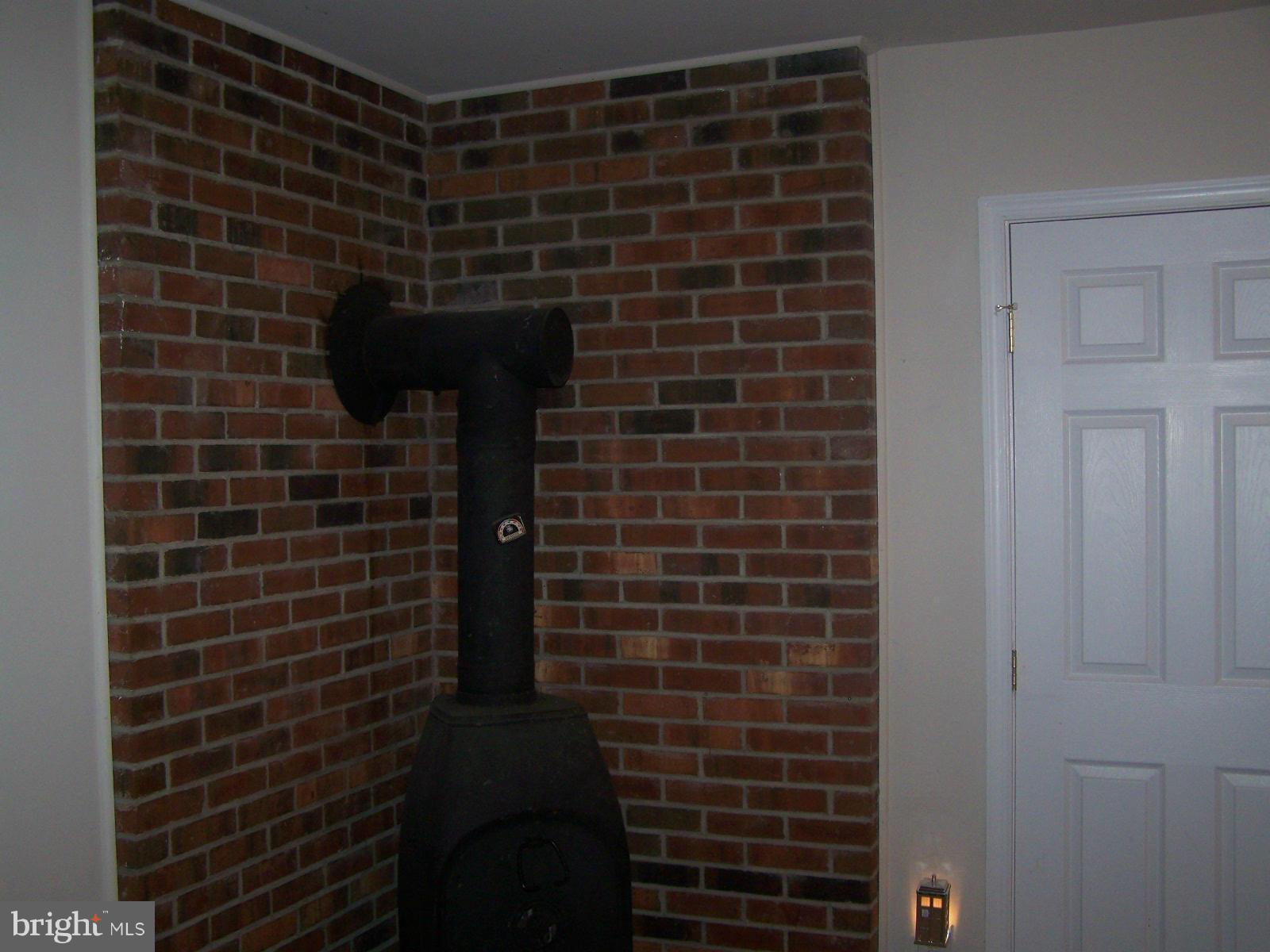 WAVERLY VILLAGE - Residential Lease