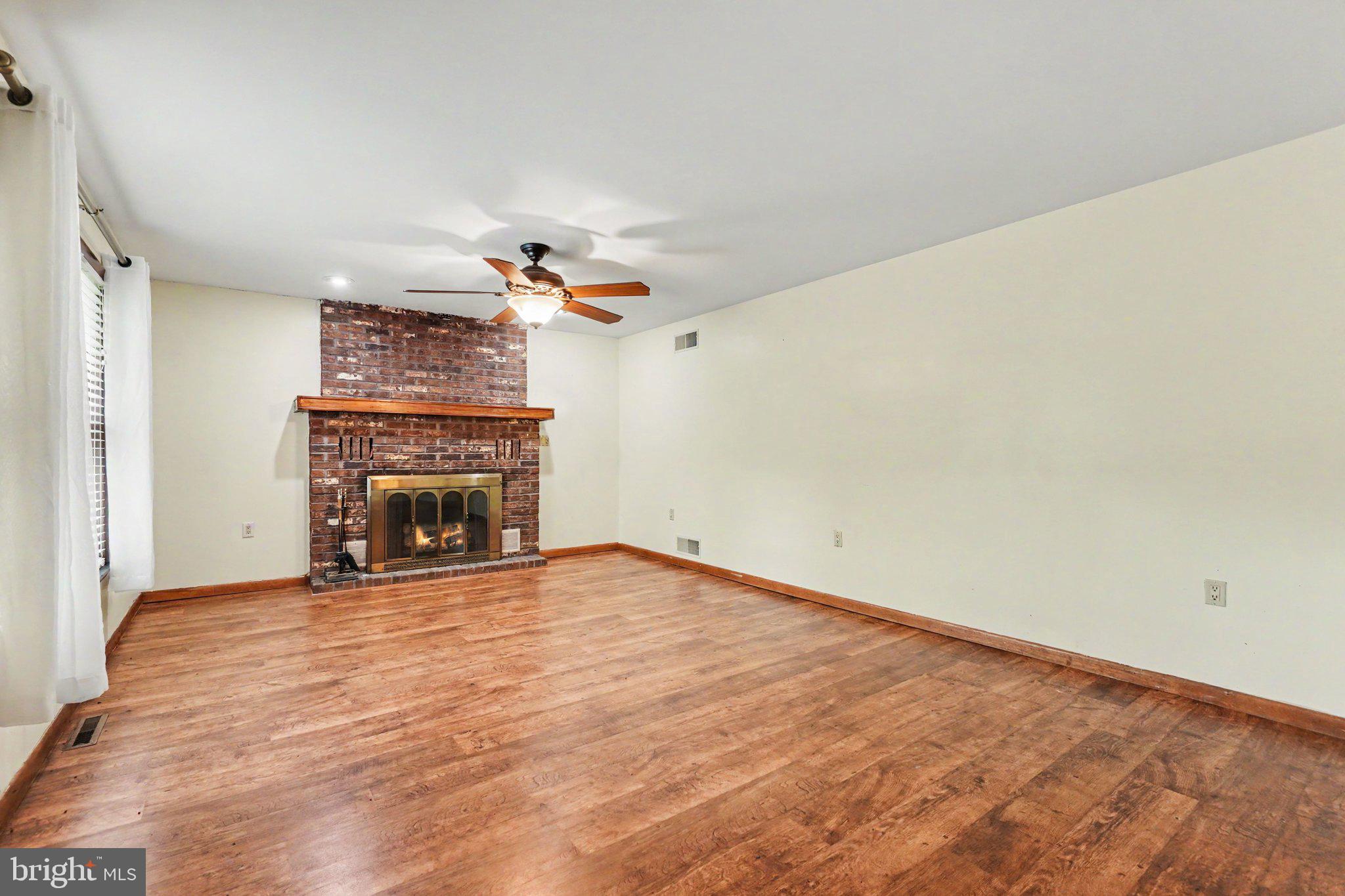 2656 ELLENDALE ROAD