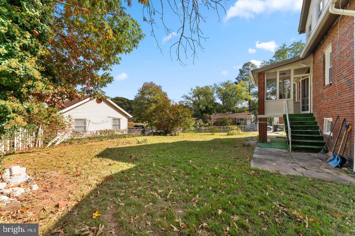 PLEASANT VALLEY - Residential Lease