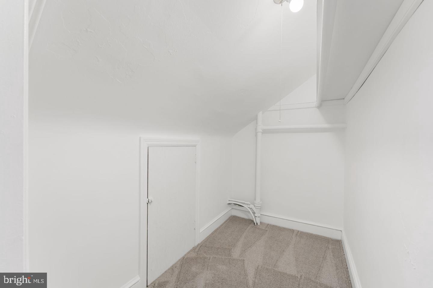 PLEASANT VALLEY - Residential Lease