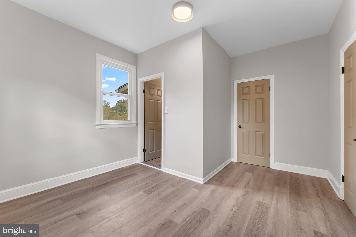 PLEASANT VALLEY - Residential Lease