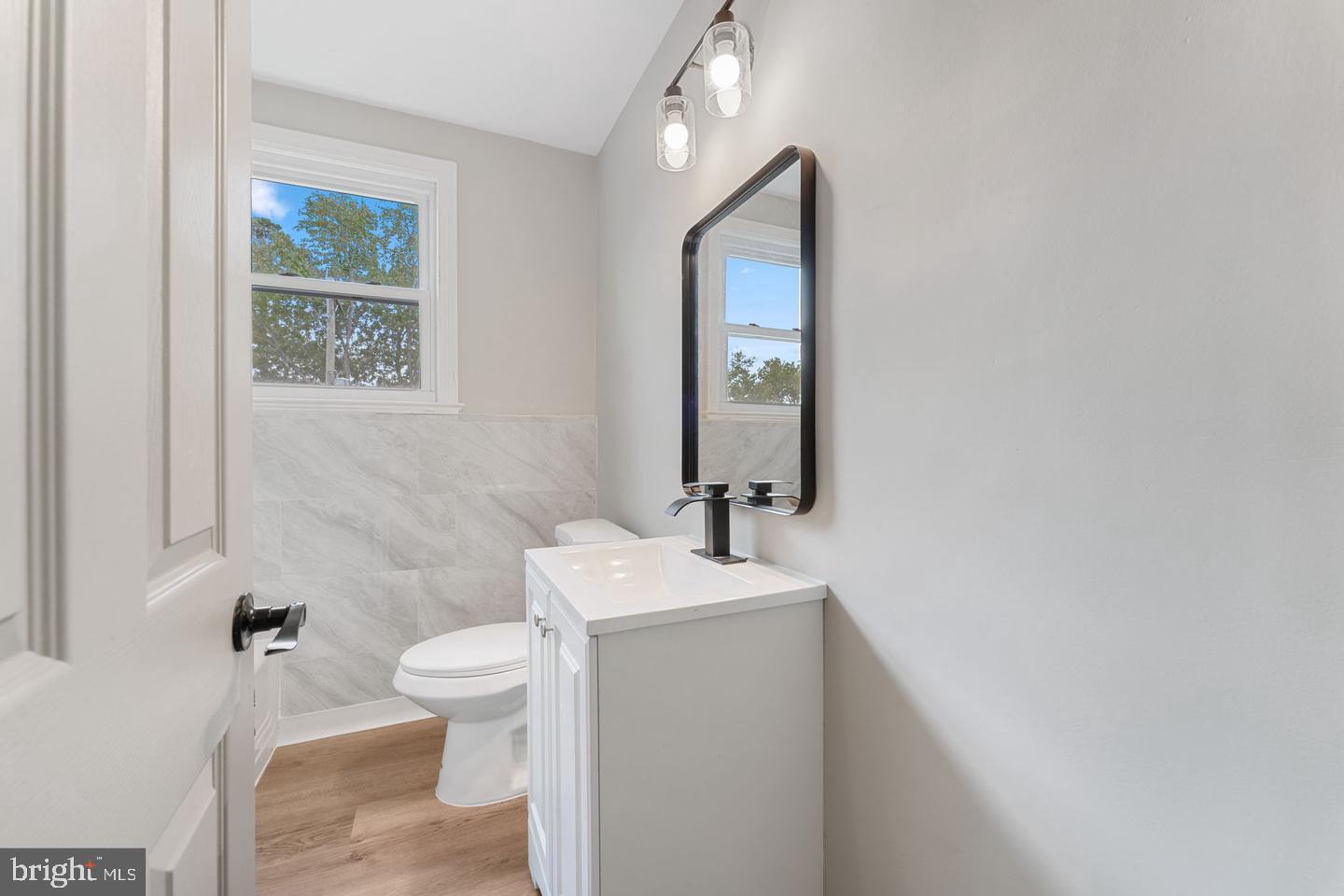 PLEASANT VALLEY - Residential Lease