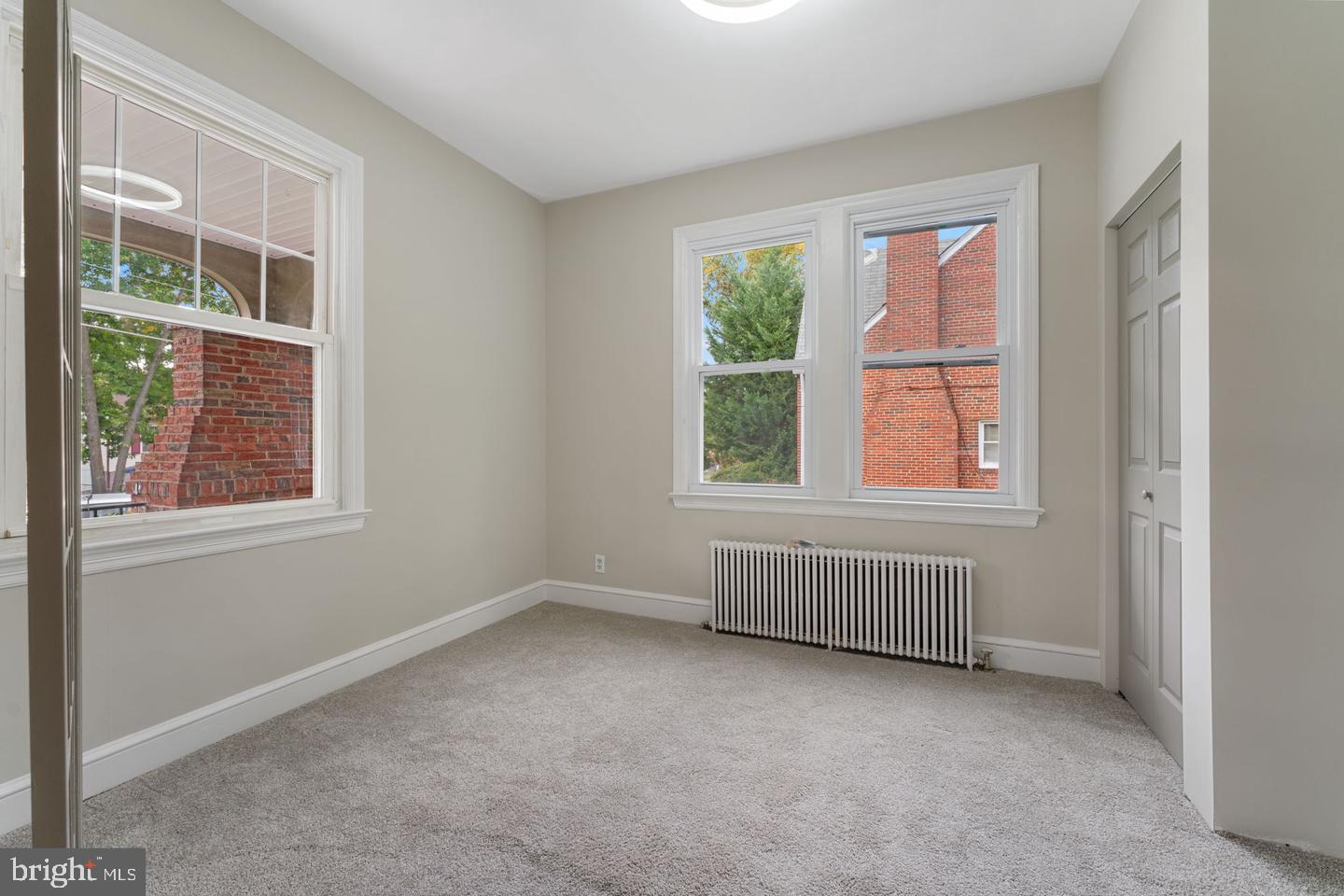 PLEASANT VALLEY - Residential Lease