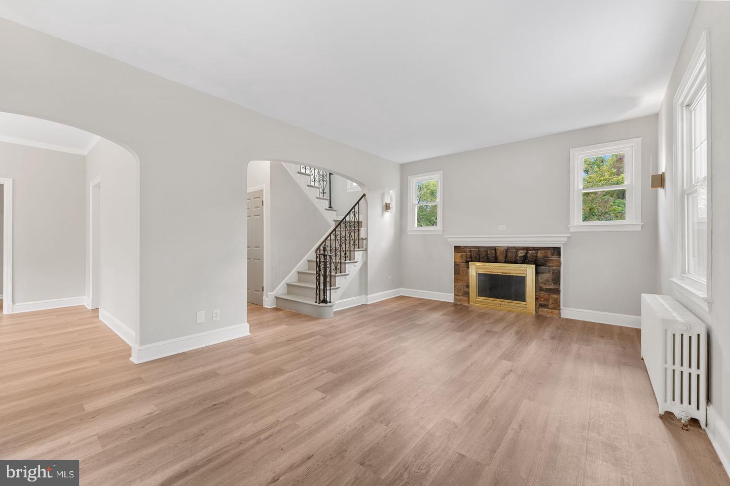 PLEASANT VALLEY - Residential Lease