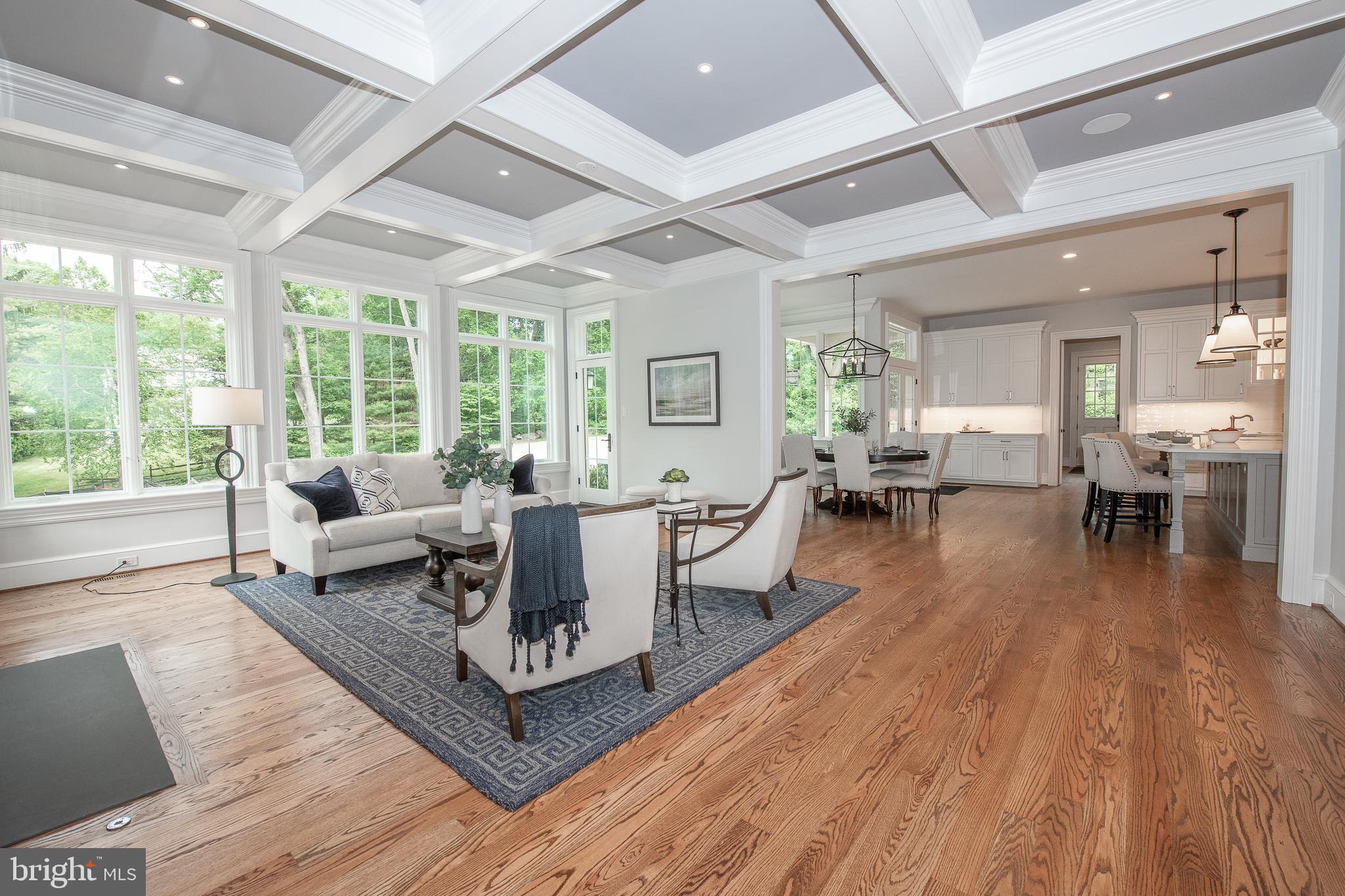 GLADWYNE - Residential